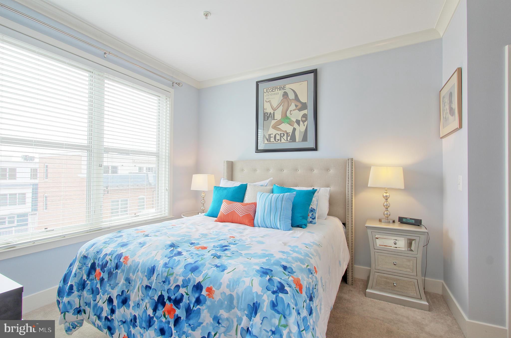 OLD TOWN COMMONS - Residential Lease