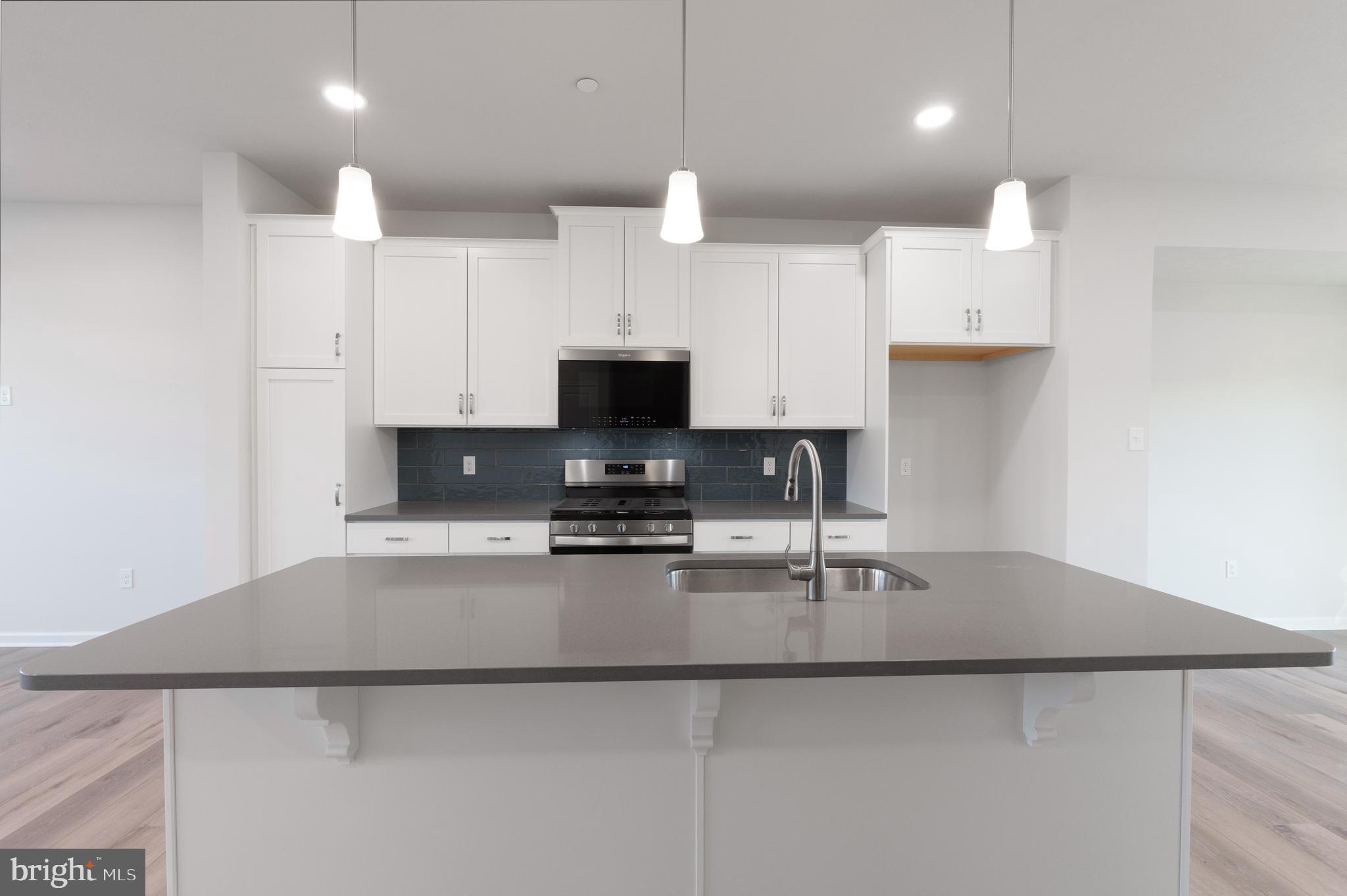 CANTERBURY RIDGE - Residential