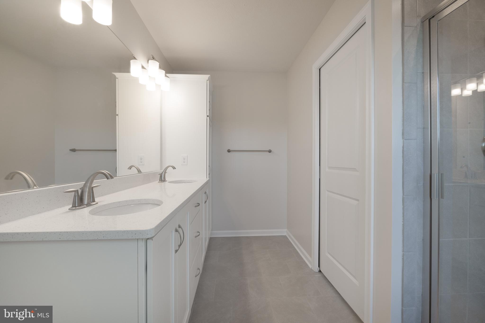 CANTERBURY RIDGE - Residential