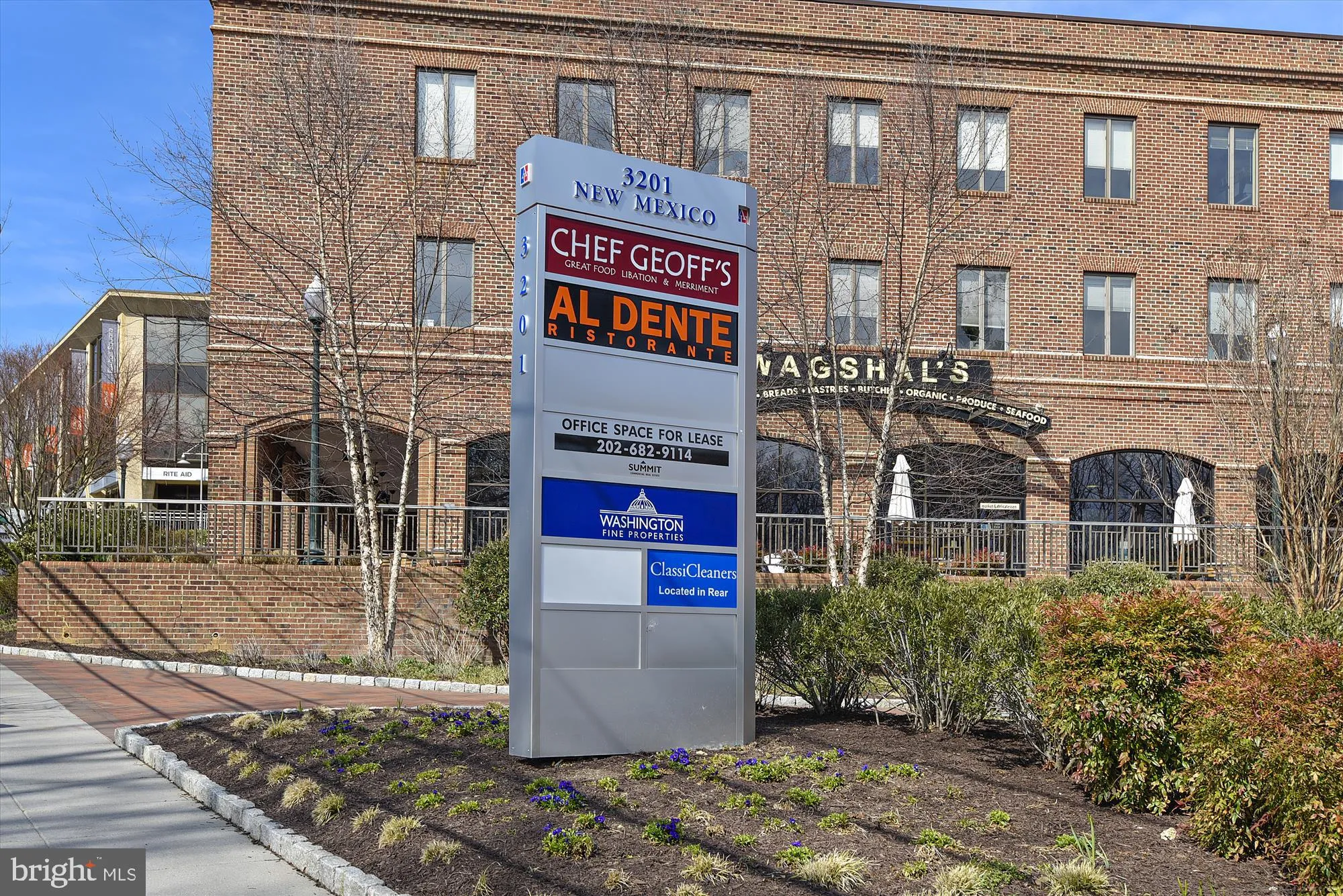 Additional image 86 of 4201 Cathedral Avenue NW Unit 914W, Washington, DC 20016