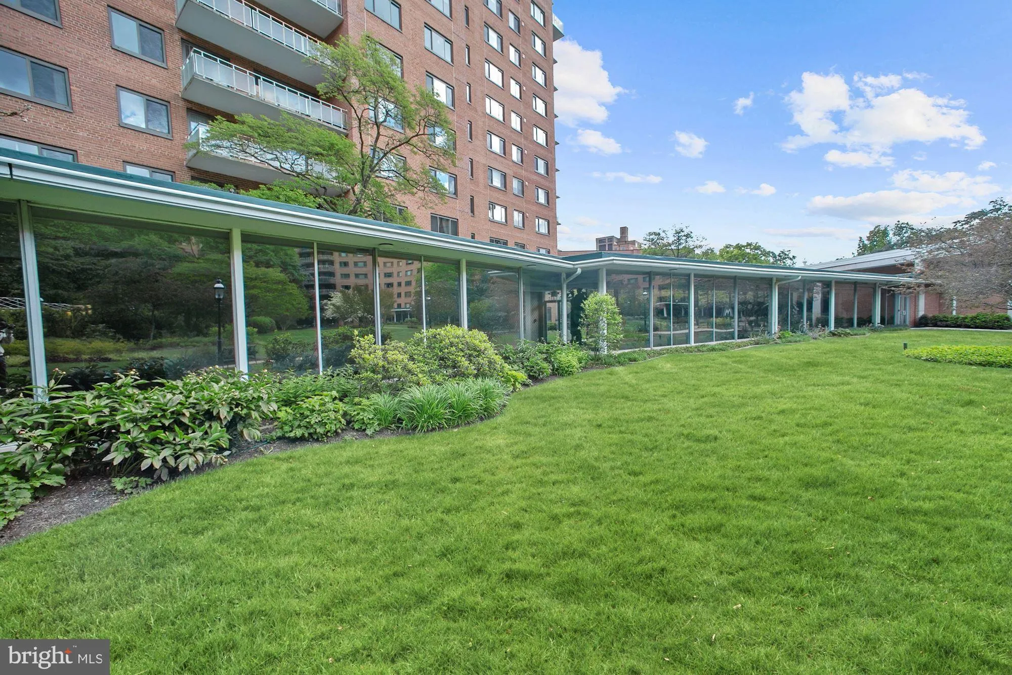 Additional image 77 of 4201 Cathedral Avenue NW Unit 914W, Washington, DC 20016