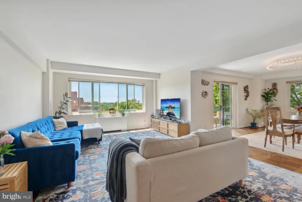 Additional image 9 of 4201 Cathedral Avenue NW Unit 914W, Washington, DC 20016