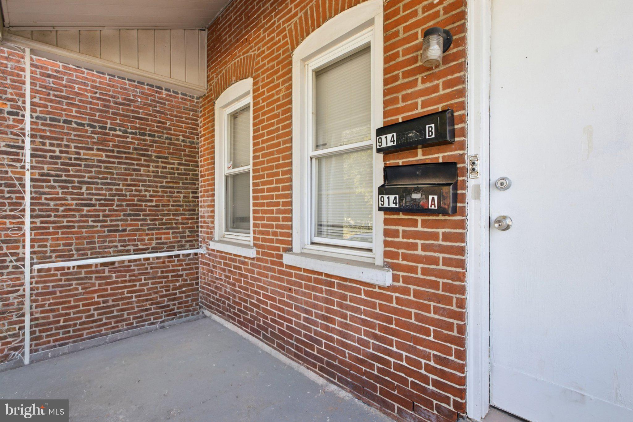 914 CENTRAL AVENUE