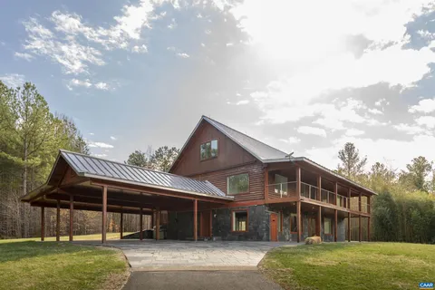 4323 Carter Rd, Schuyler, VA MLS: 669109