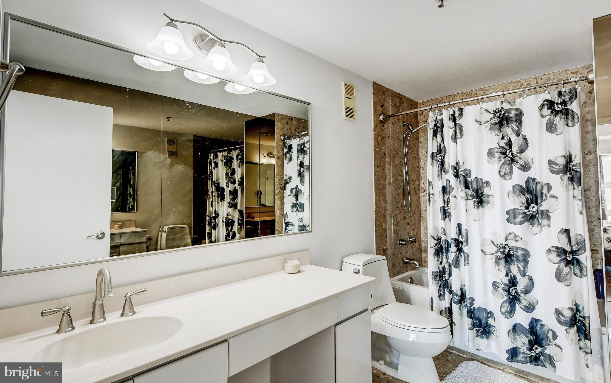 INNER HARBOR - Residential