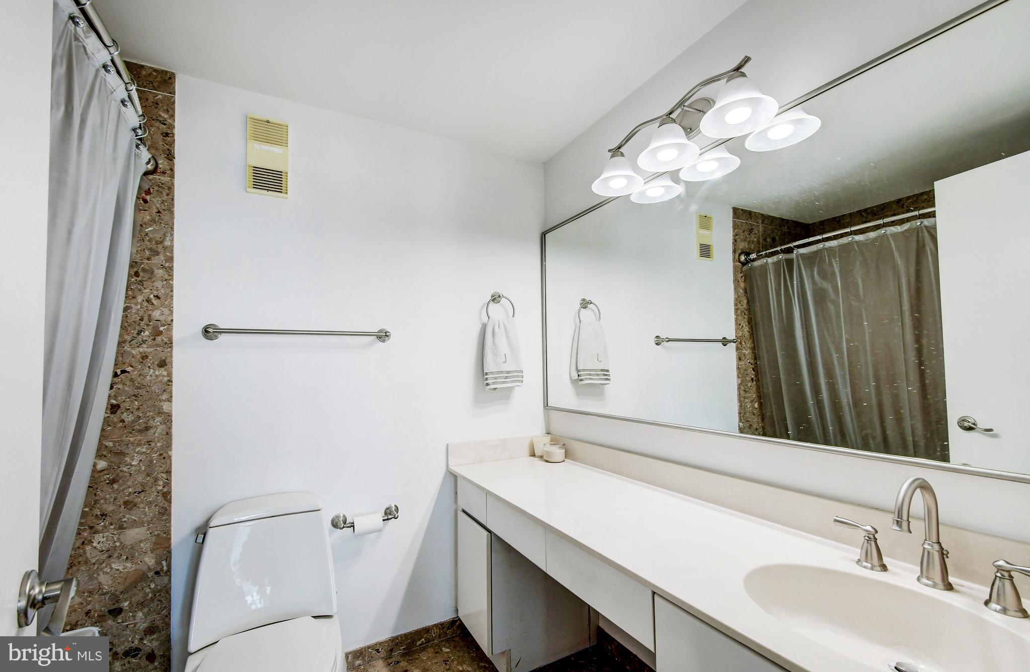 INNER HARBOR - Residential