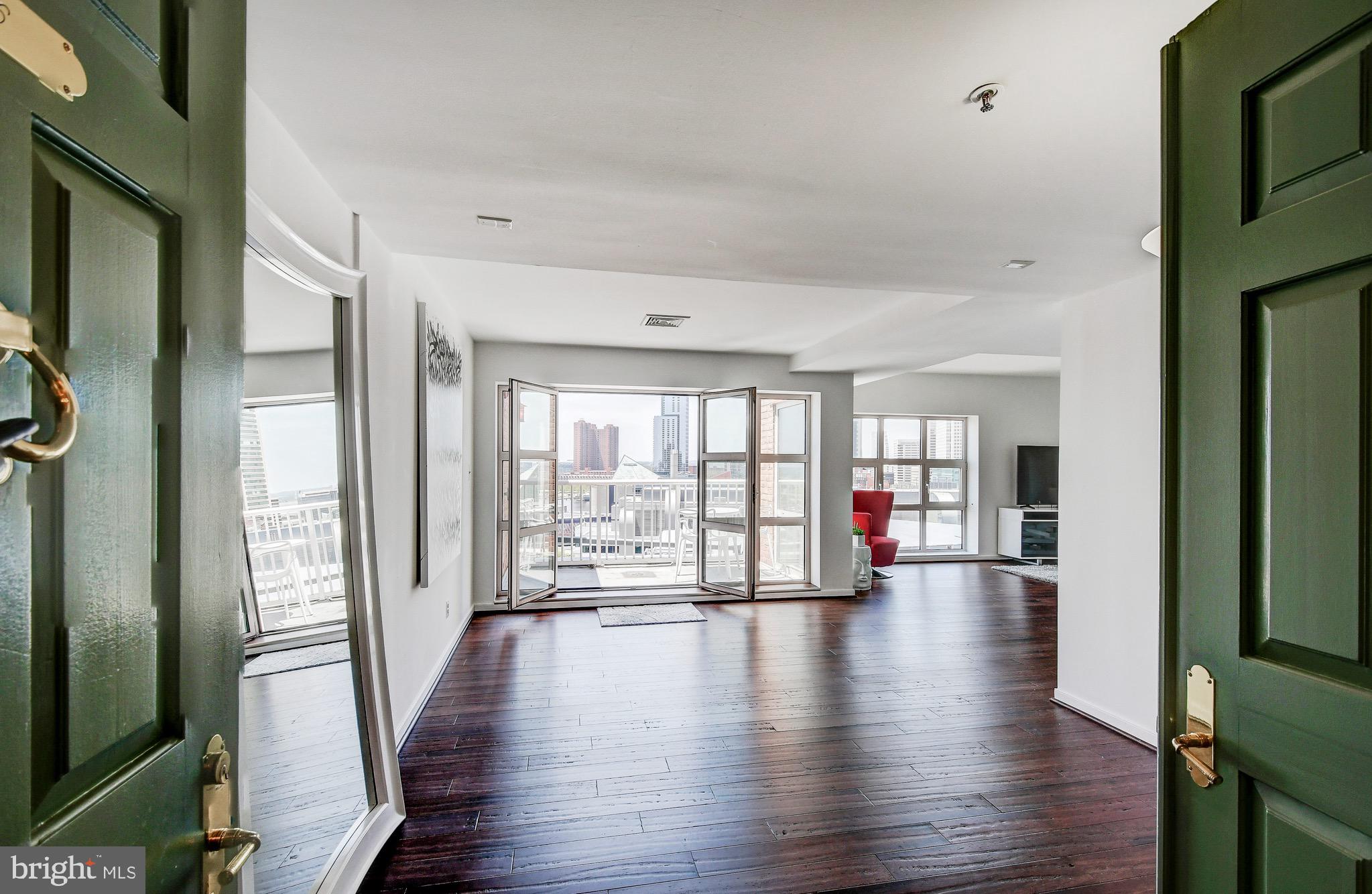 INNER HARBOR - Residential