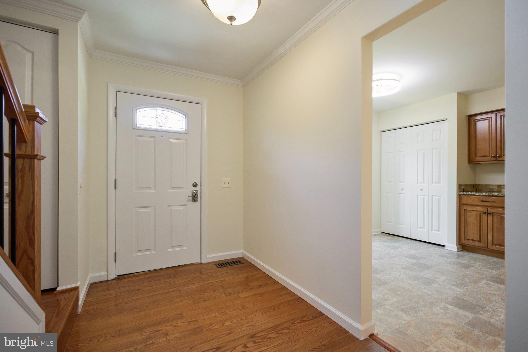 5825 APPLE WOOD LANE