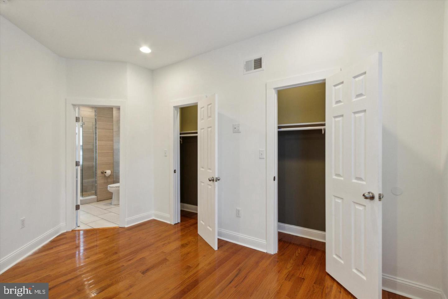 OLDE KENSINGTON - Residential