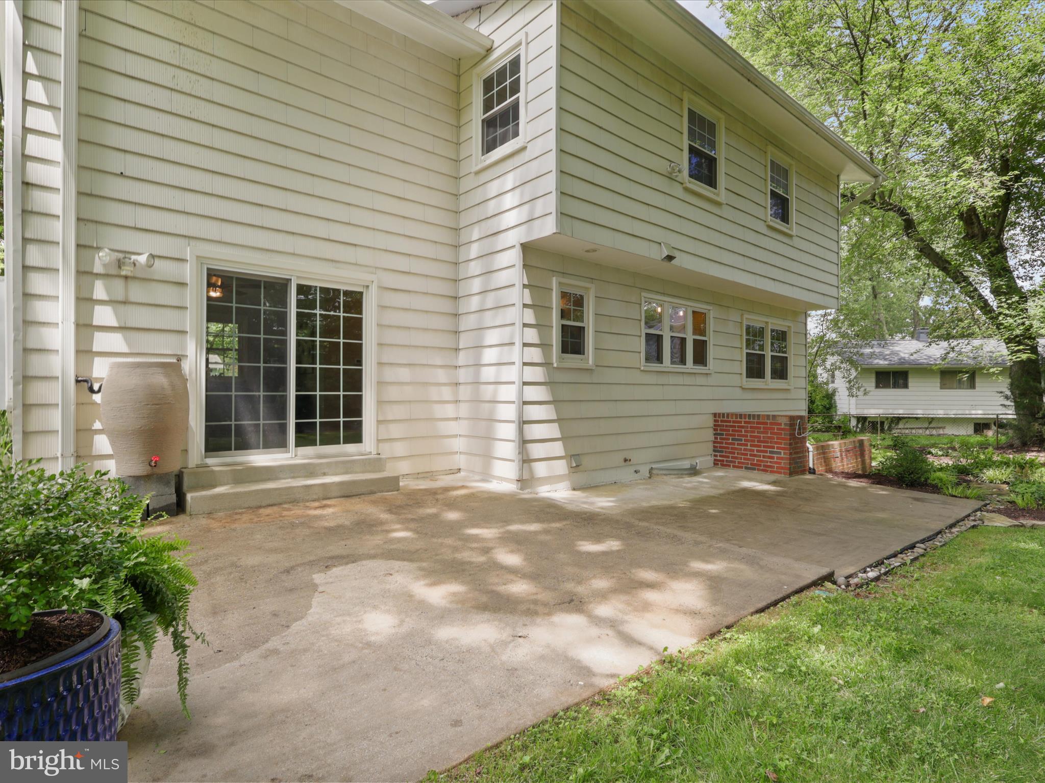 DUNN LORING WOODS - Residential