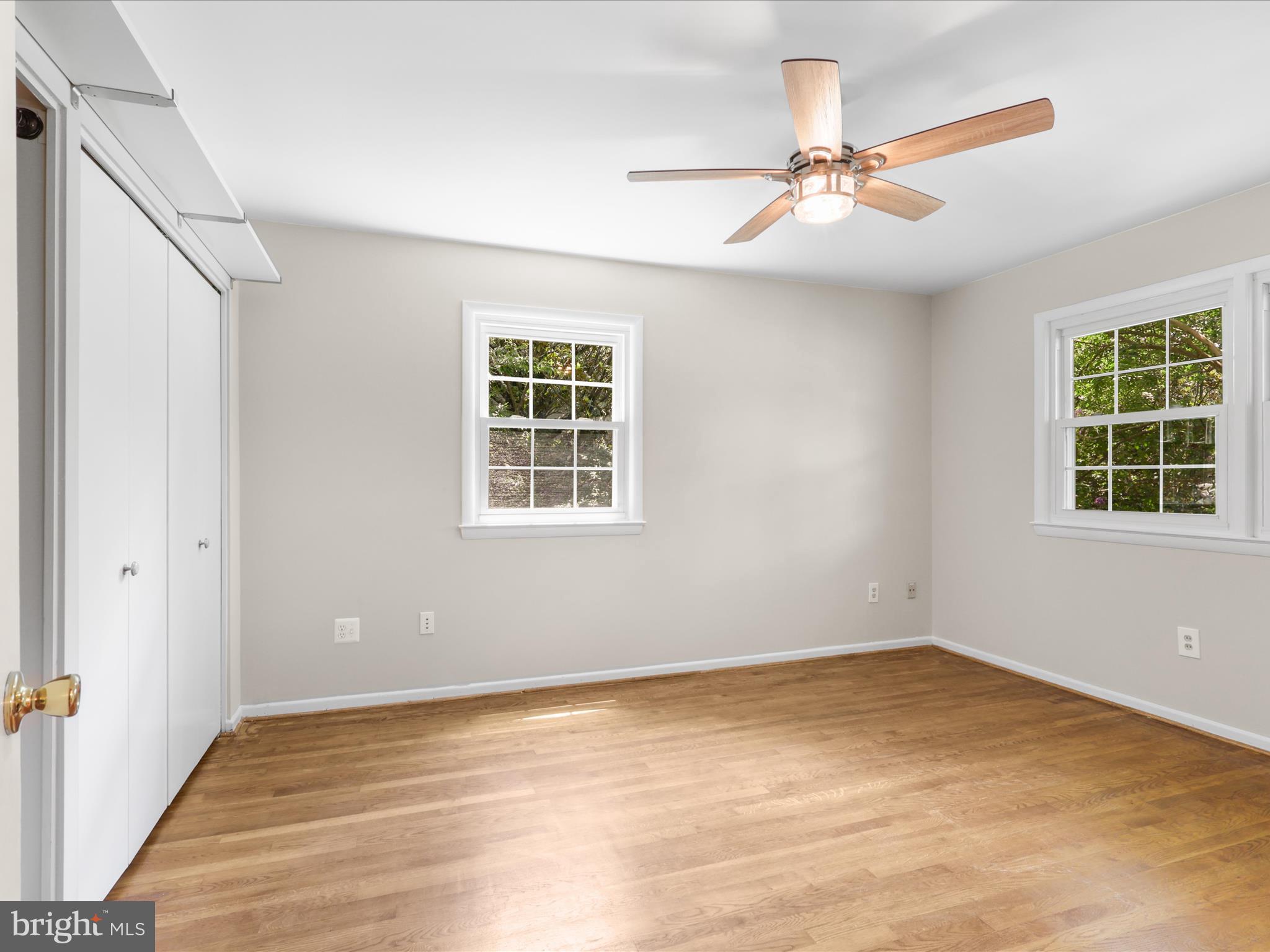 DUNN LORING WOODS - Residential