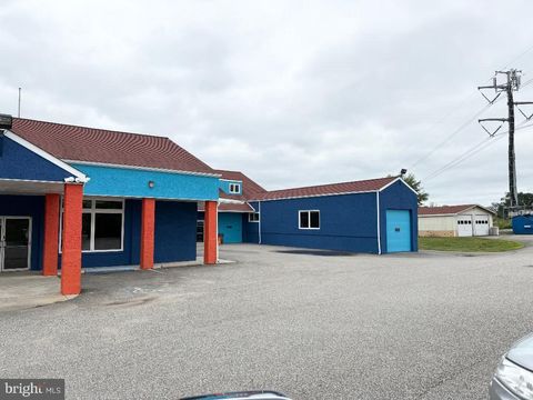 Photo of 1217 Trooper Rd, AUDUBON, PA 19403 (MLS # PAMC2129456)