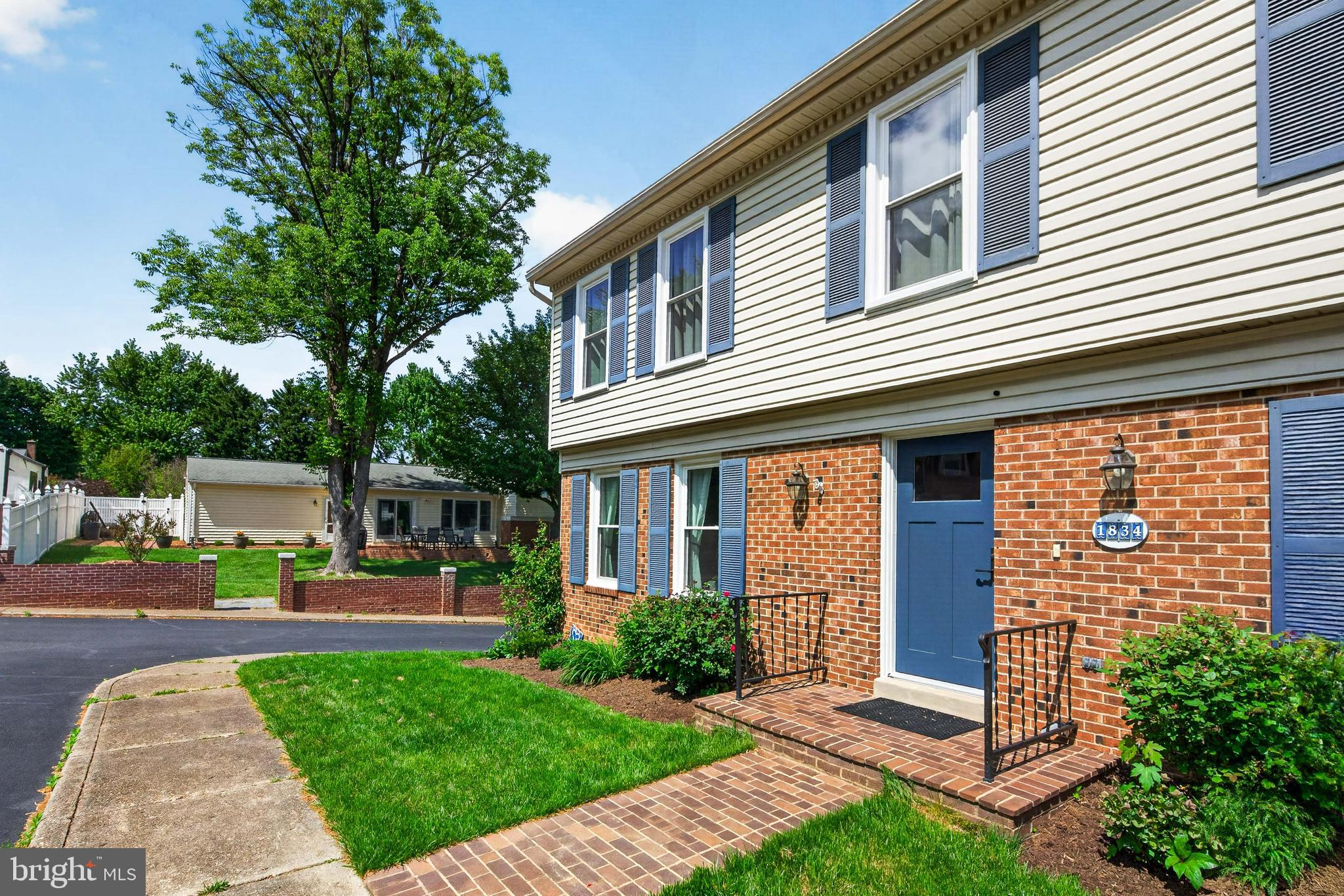 1834 SAINT ROMAN DRIVE