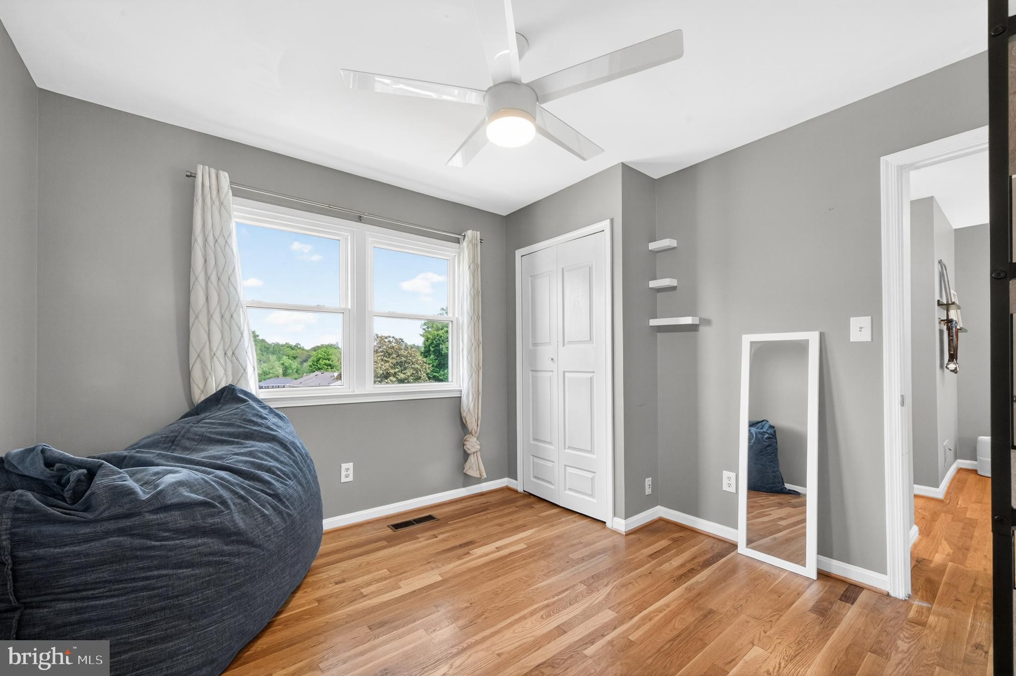 WAVERLY - Residential