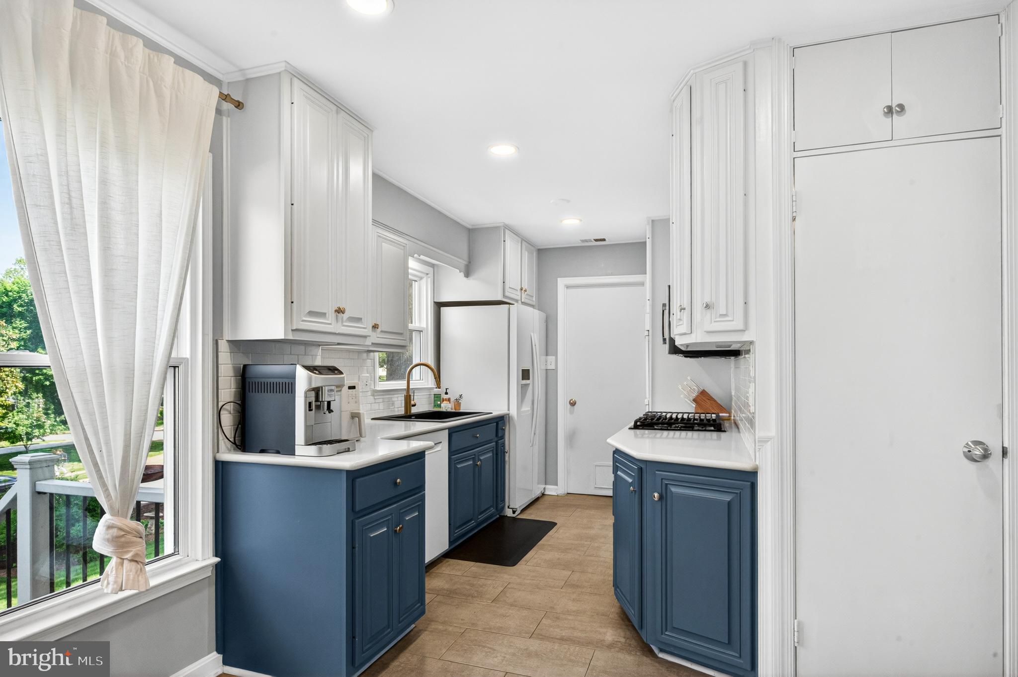 WAVERLY - Residential