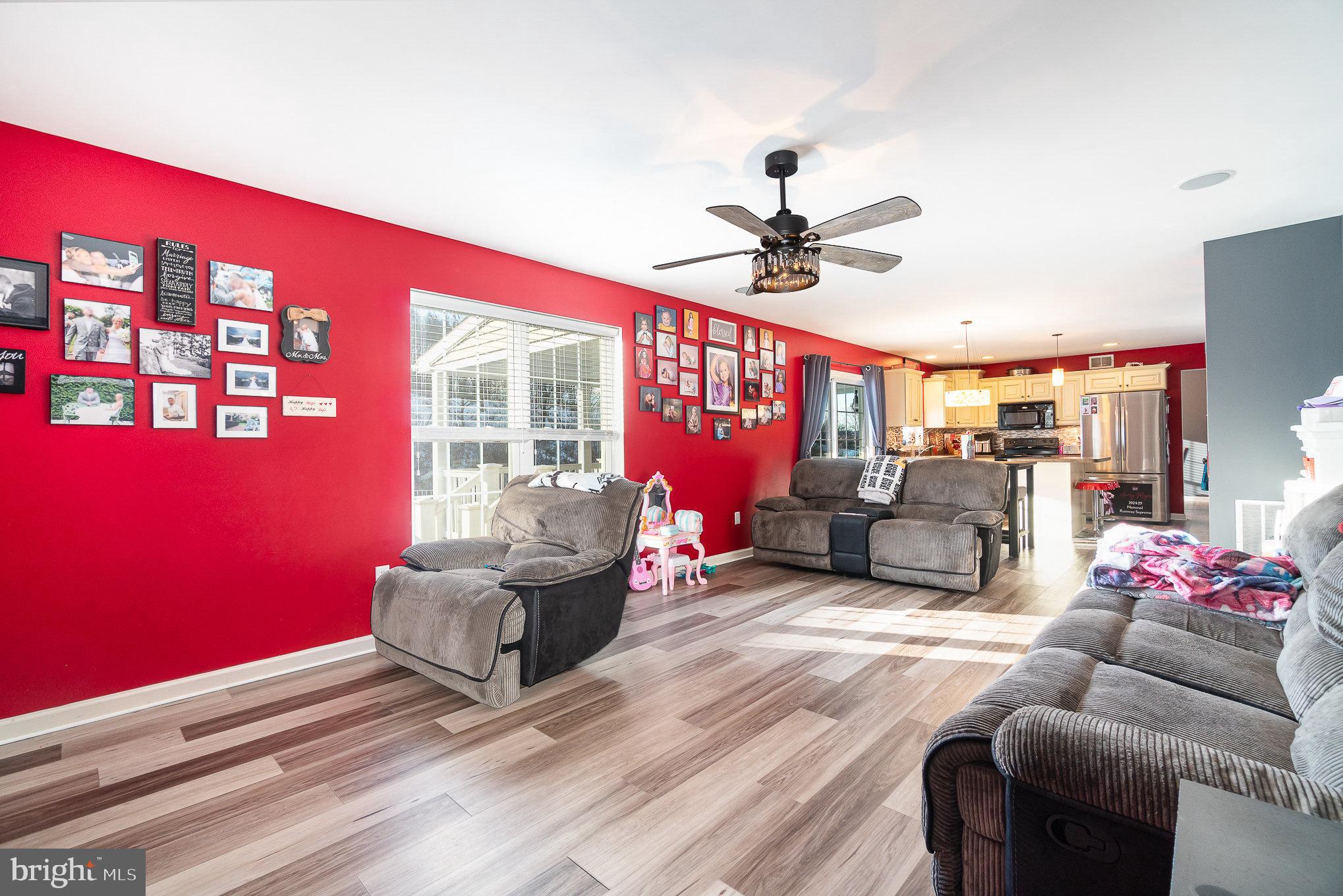 PINE RIDGE - Residential