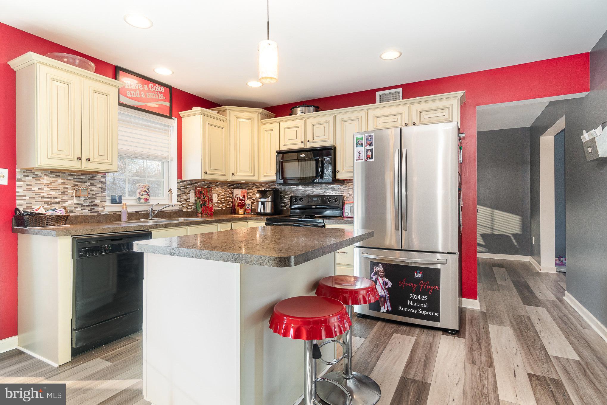 PINE RIDGE - Residential