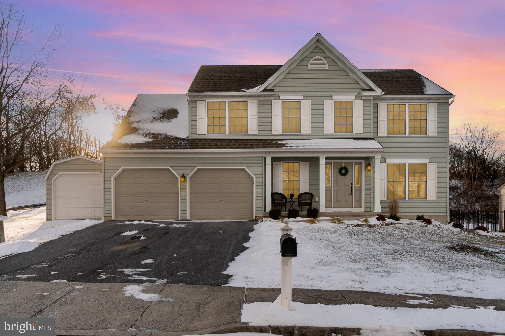 PINE RIDGE - Residential