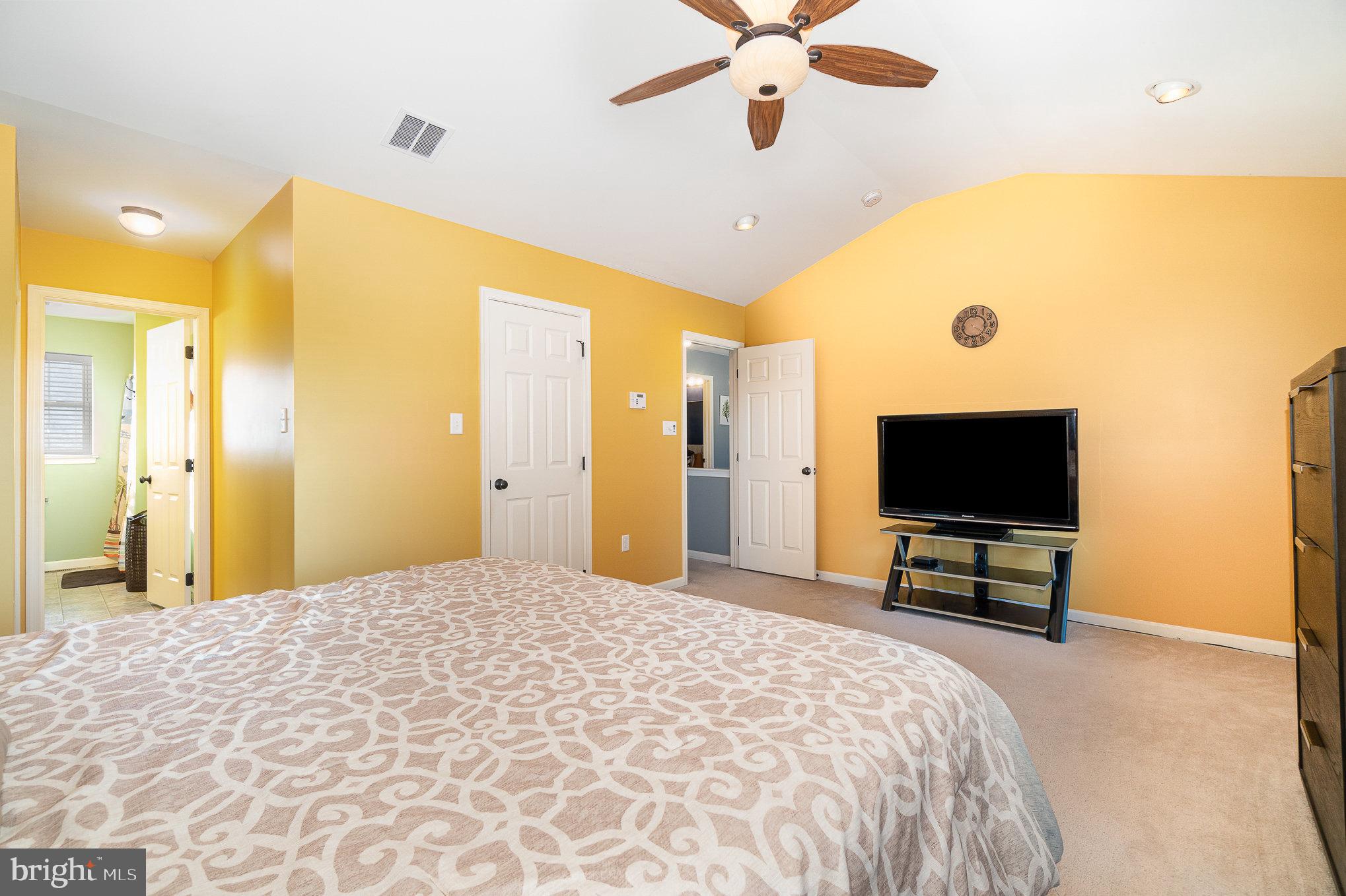 PINE RIDGE - Residential