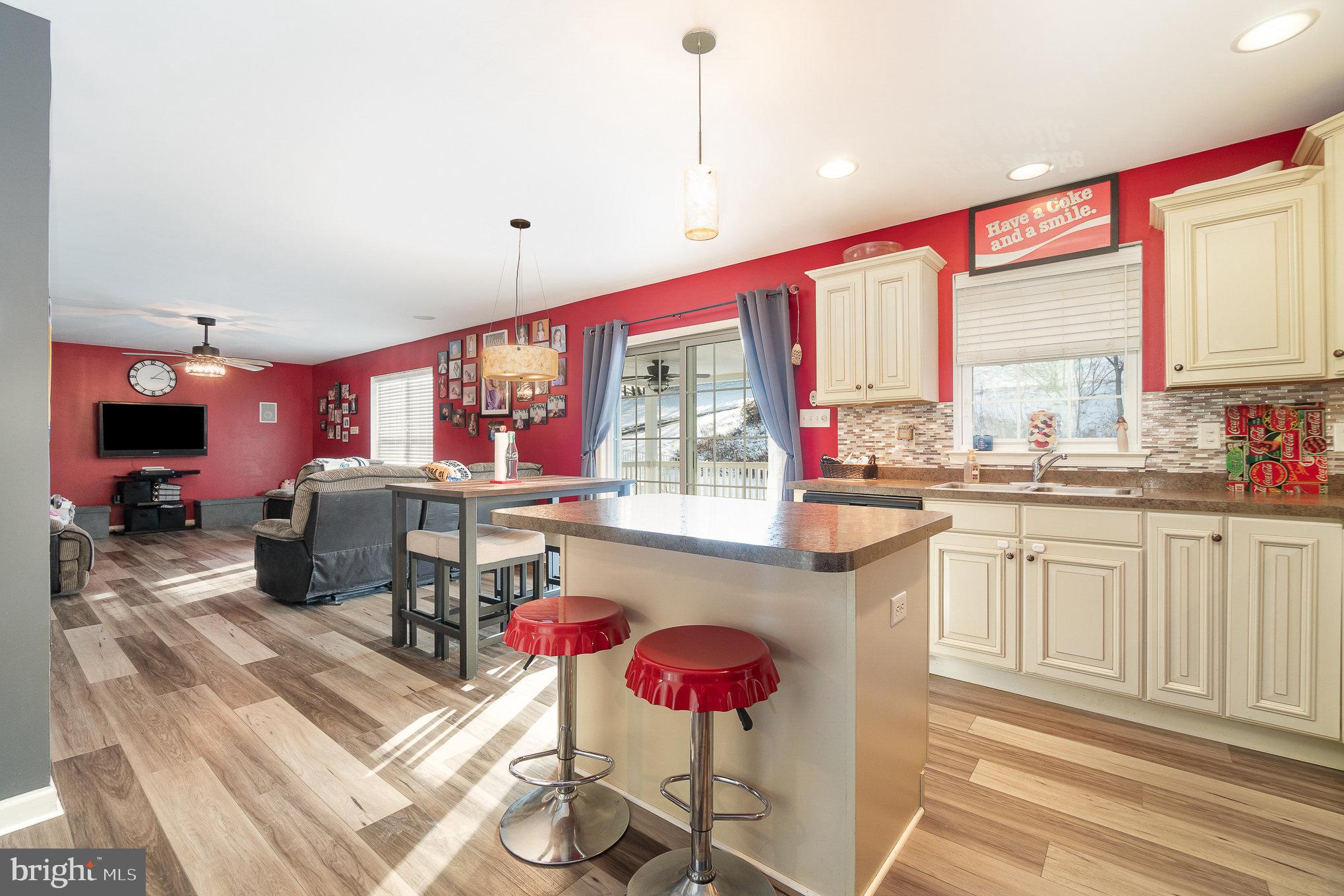 PINE RIDGE - Residential