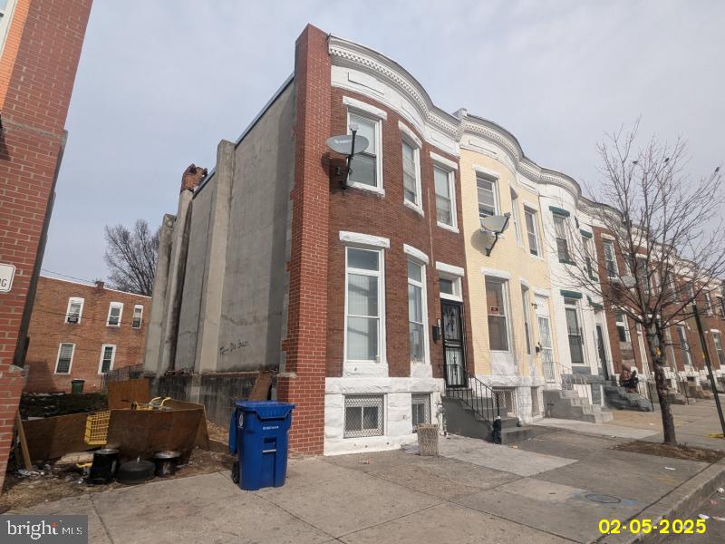 SANDTOWN-WINCHESTER - Residential