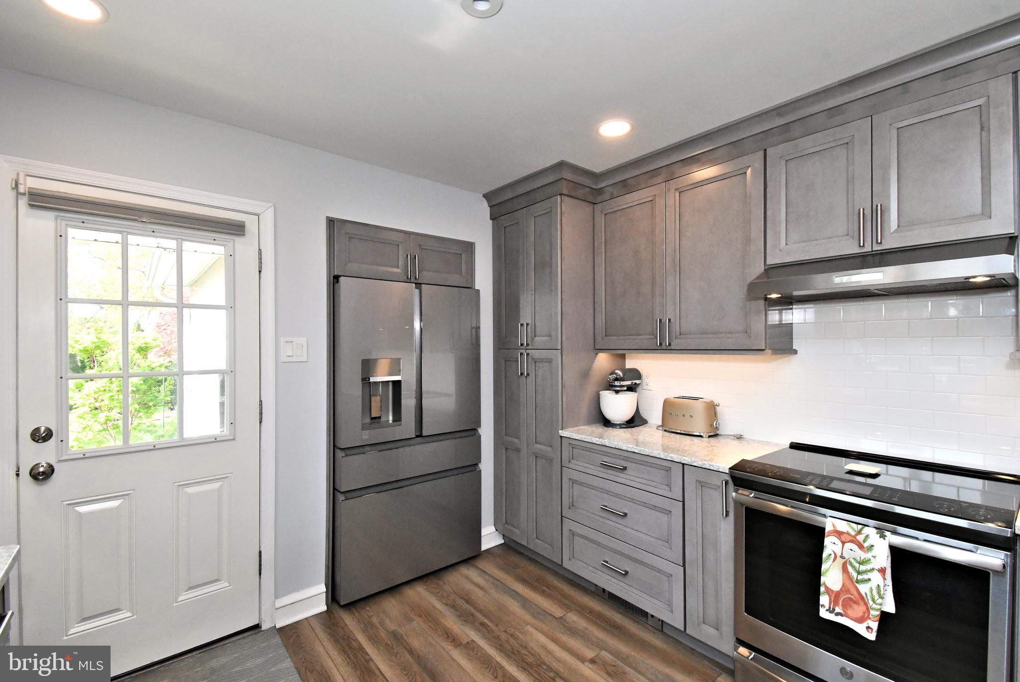 COLESTON - Residential