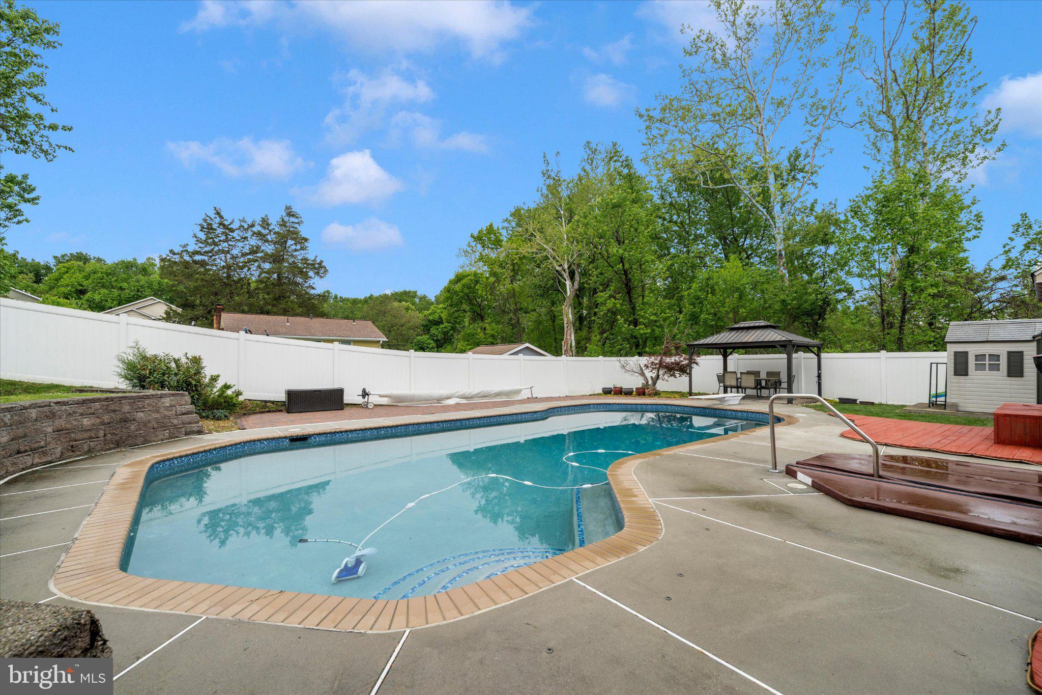 HARWOOD PARK - Residential