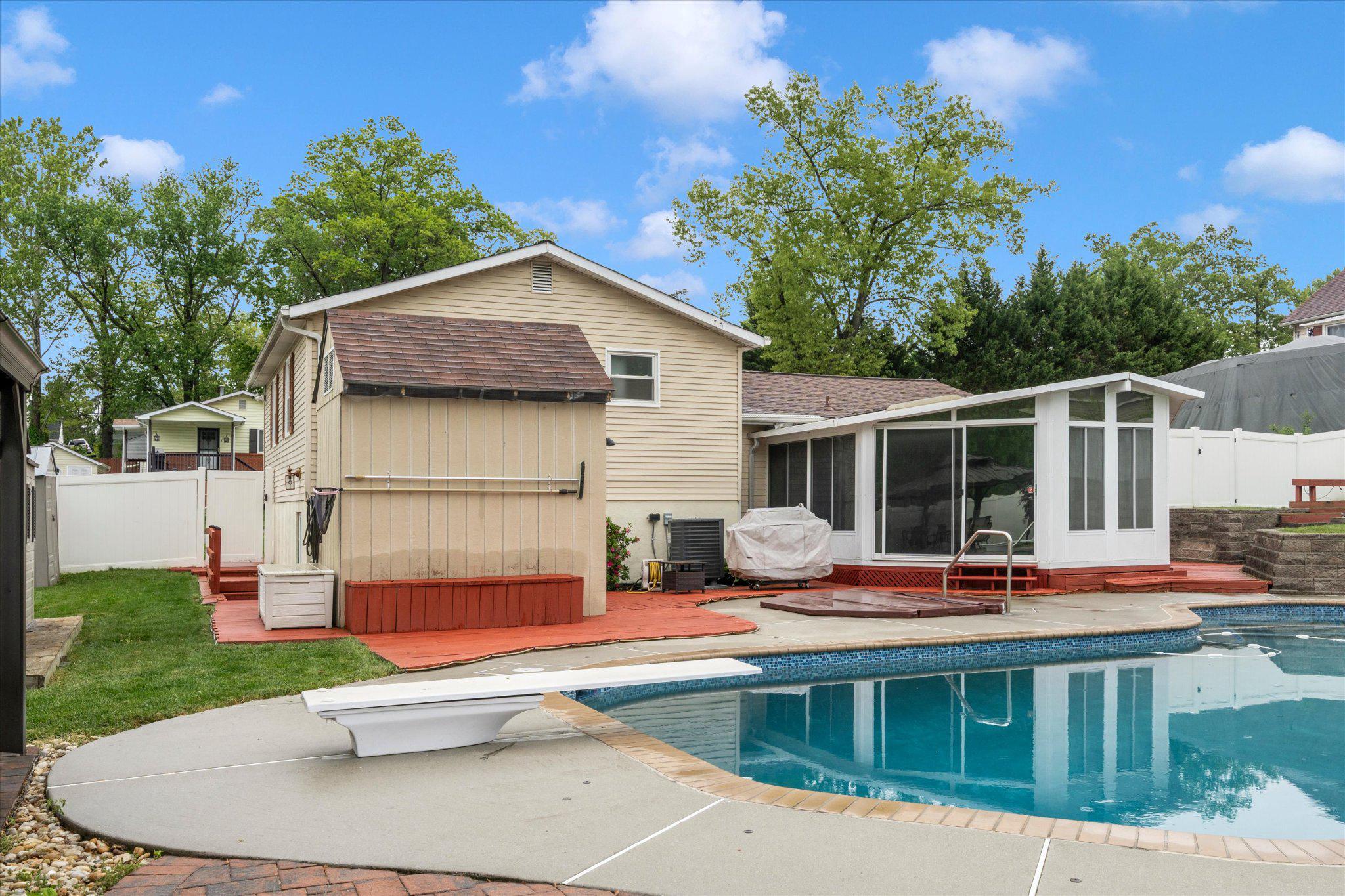 HARWOOD PARK - Residential