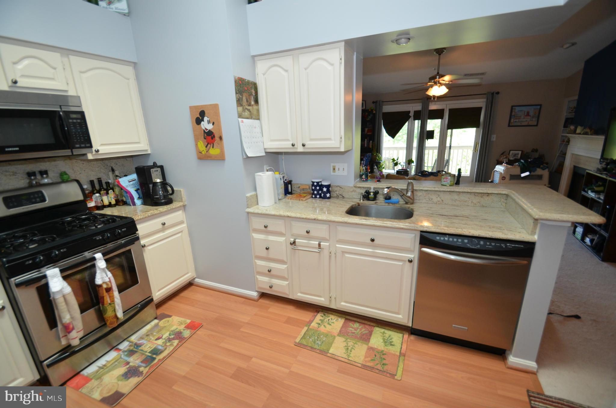 STRATFORD PLACE AT KINGS - Residential Lease