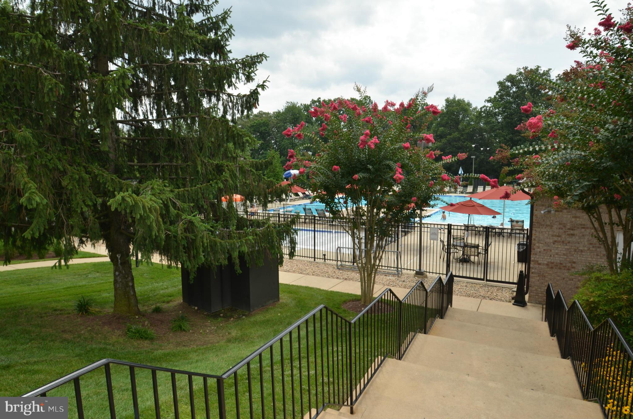 STRATFORD PLACE AT KINGS - Residential Lease