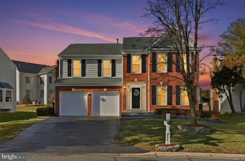 13222 Maplecrest Drive, Potomac, MD MLS: MDMC2212458