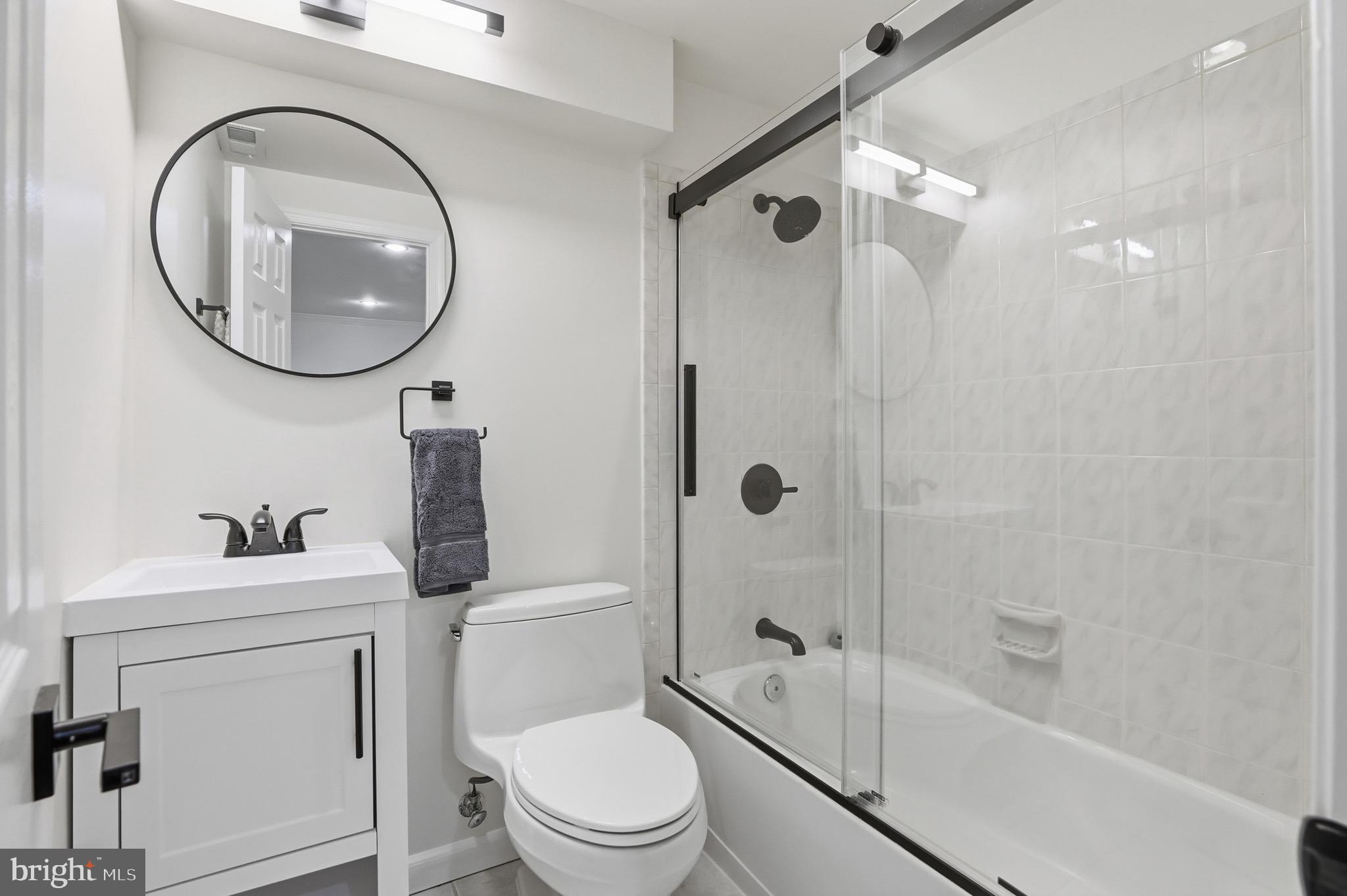 PINEY GLEN VILLAGE - Residential