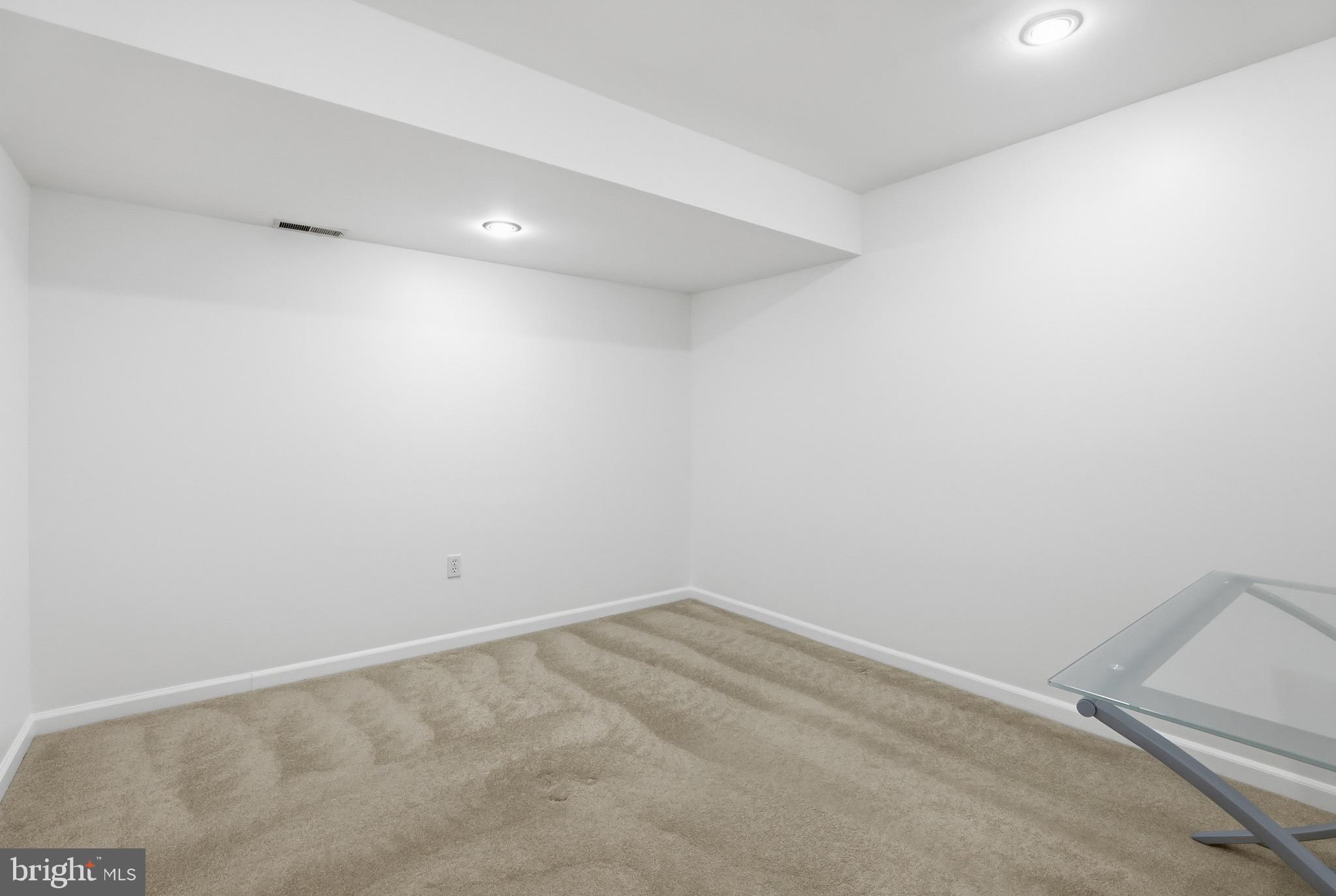 PINEY GLEN VILLAGE - Residential