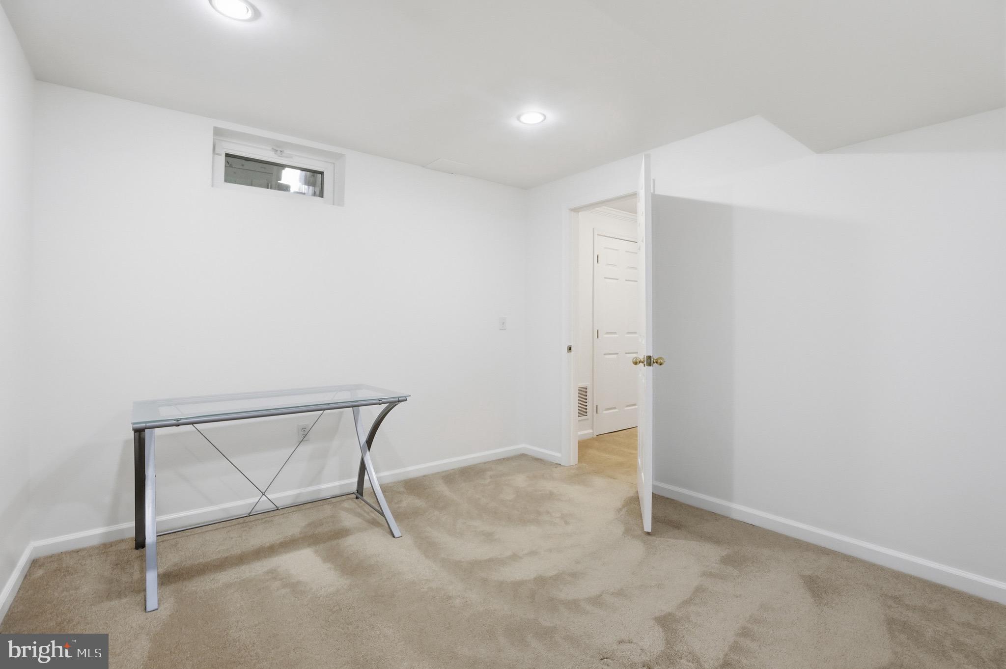 PINEY GLEN VILLAGE - Residential