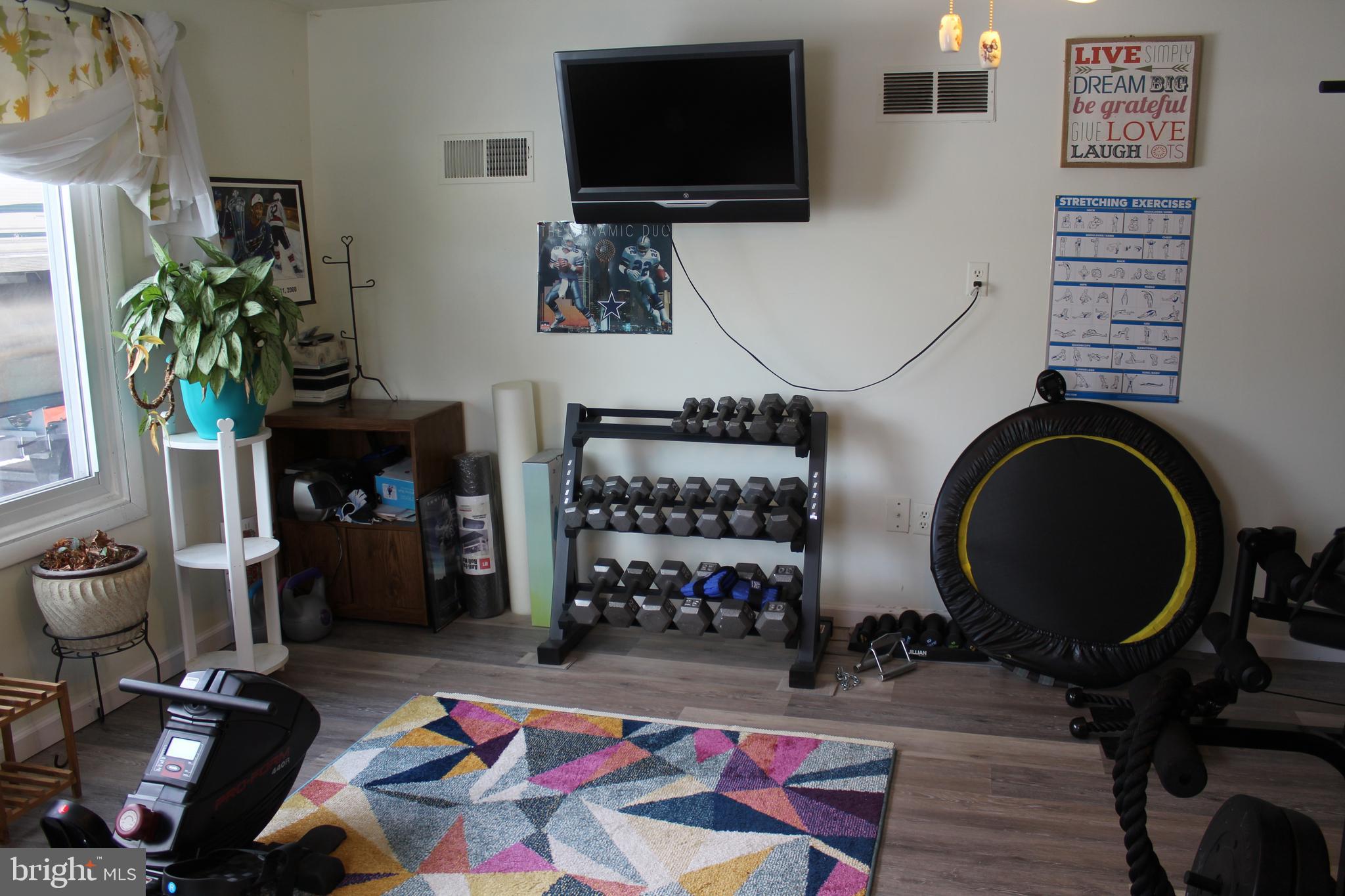 LAKE HERITAGE - Residential