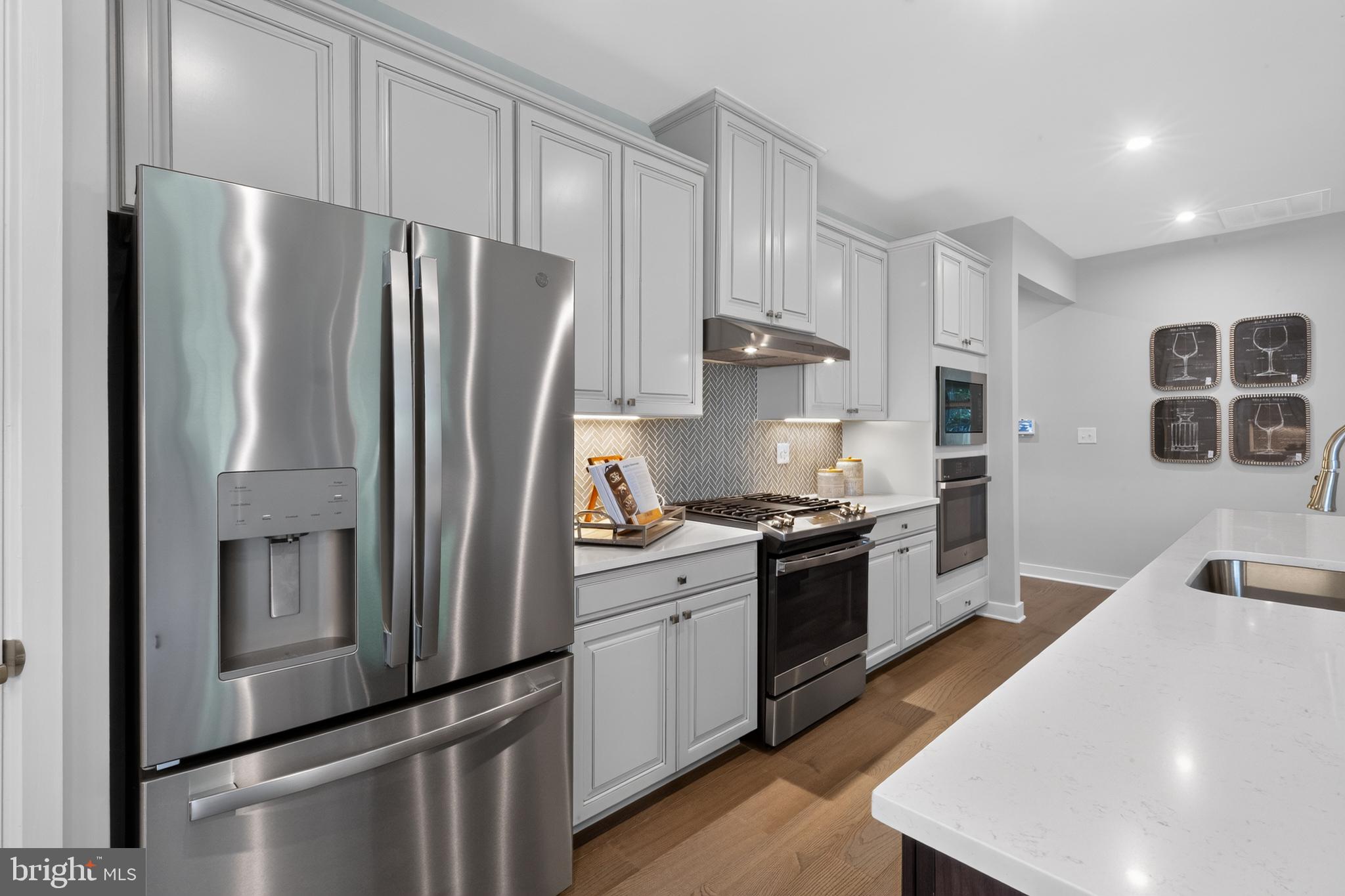 602 VAN BUREN COURT