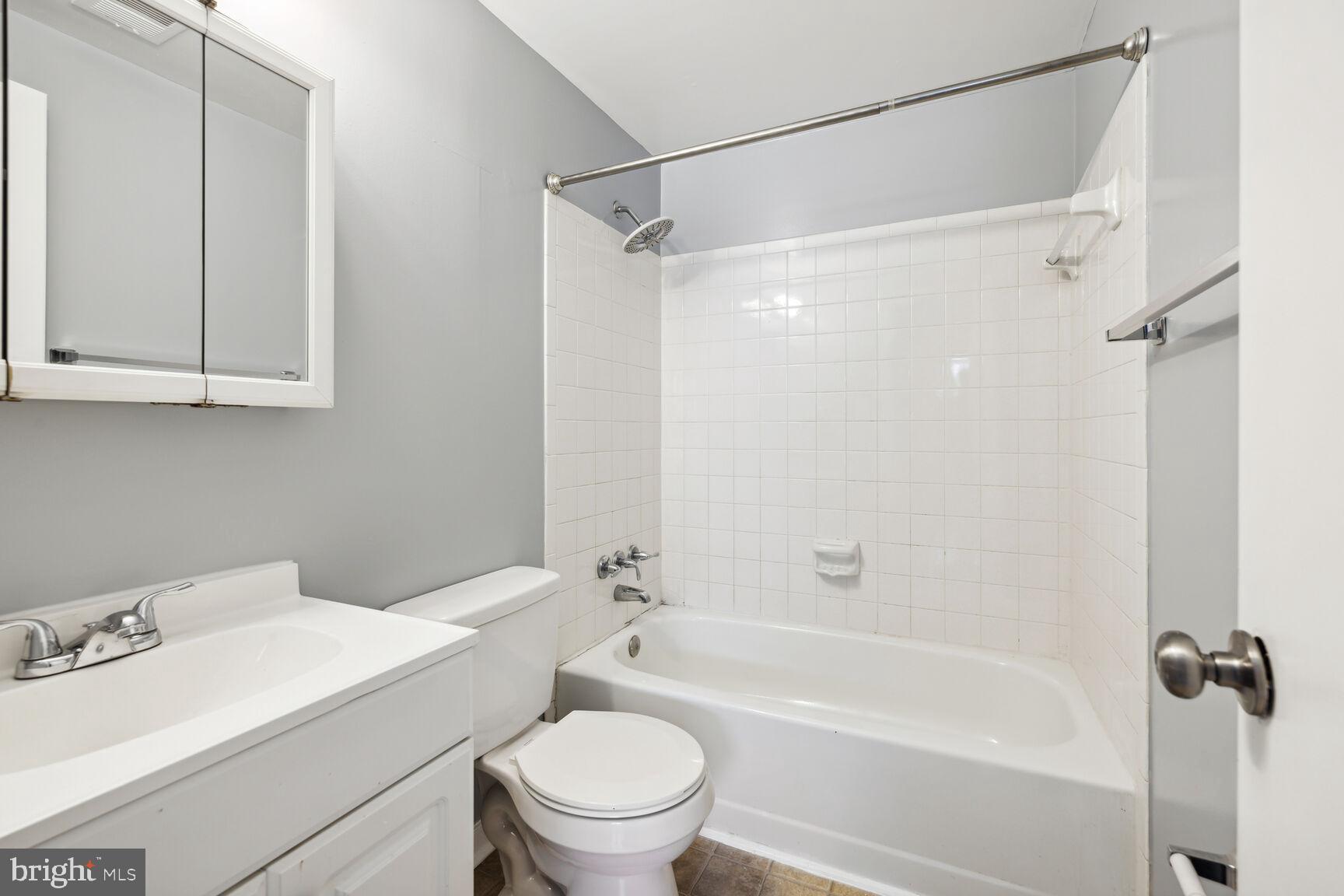 WALKERS RIDGE - Residential Lease