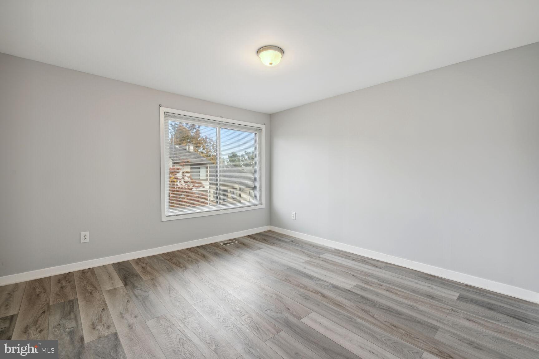 WALKERS RIDGE - Residential Lease