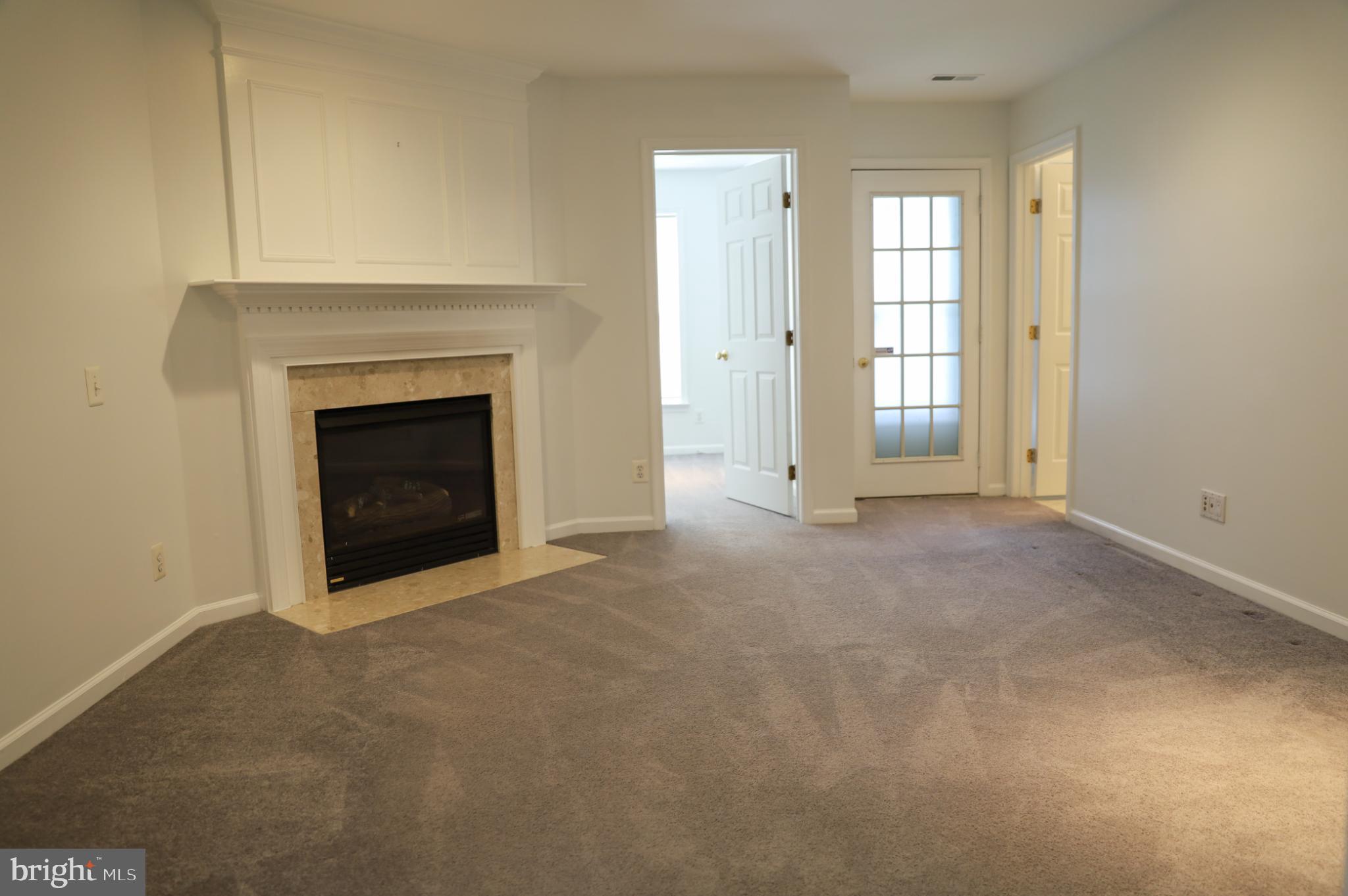 OVERLOOK - Residential Lease