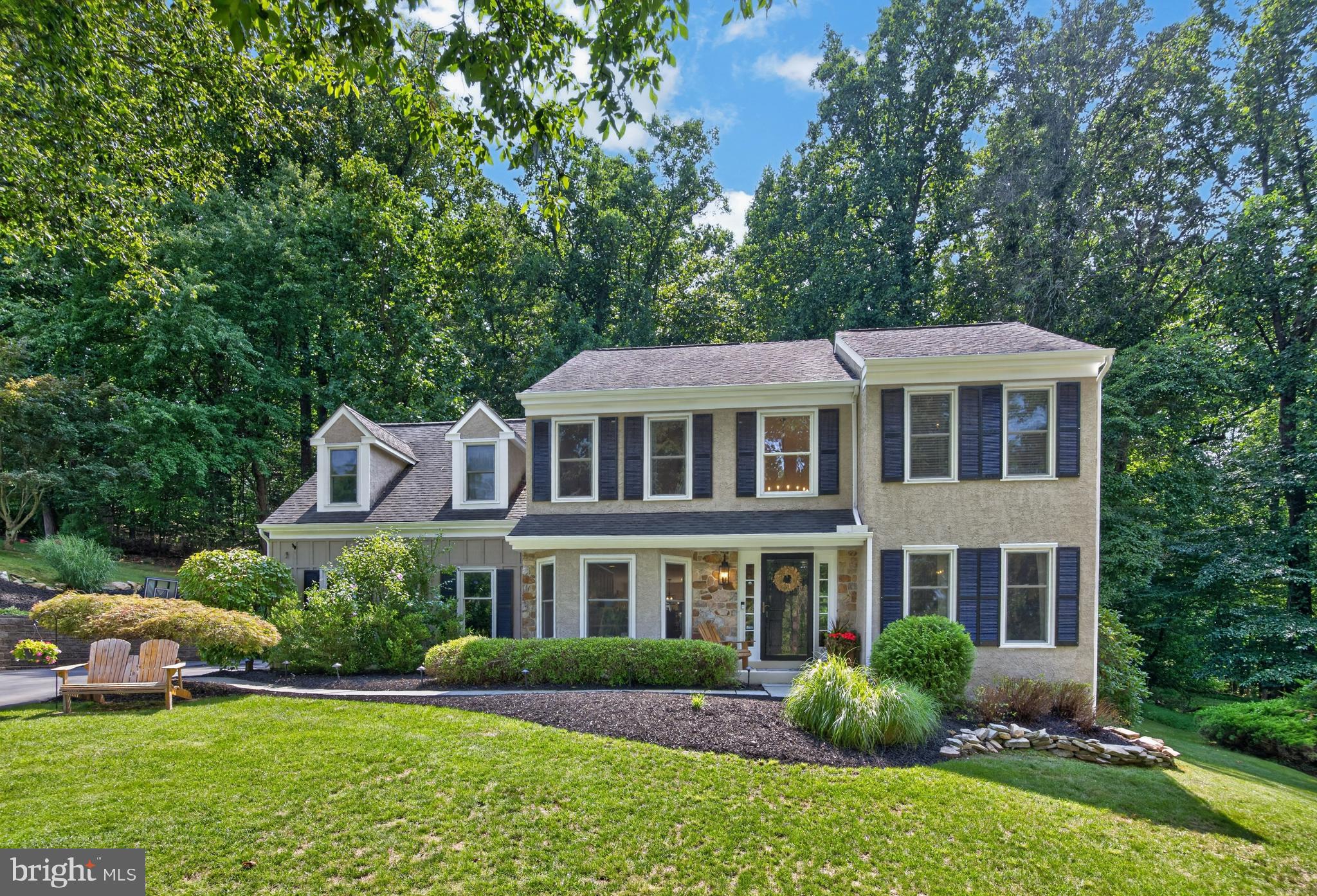 204 BUTTONWOOD DRIVE