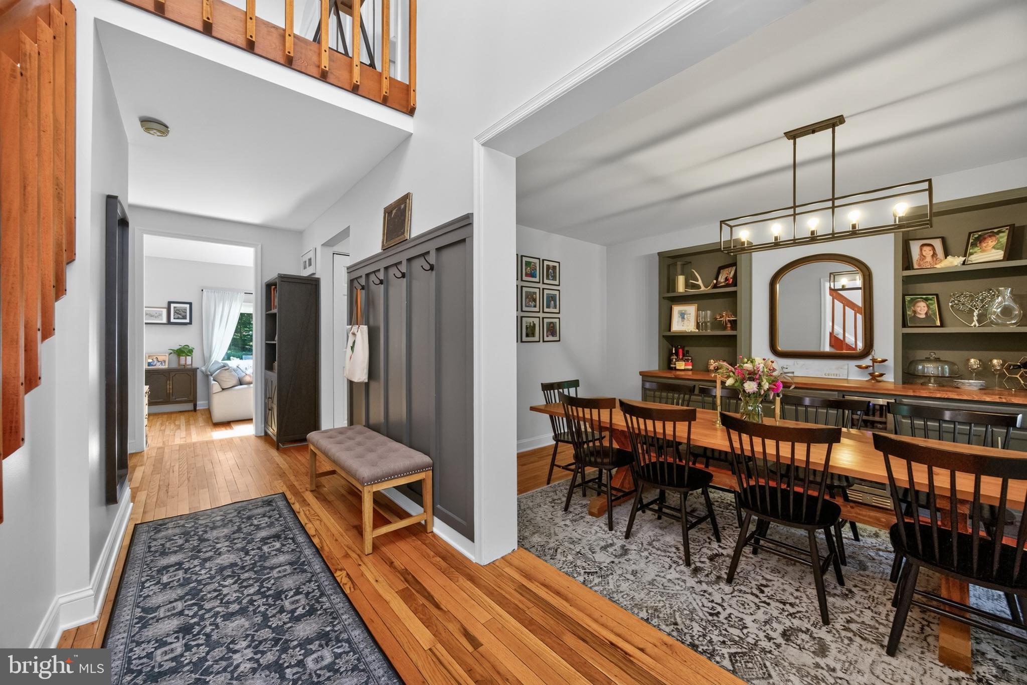 204 BUTTONWOOD DRIVE