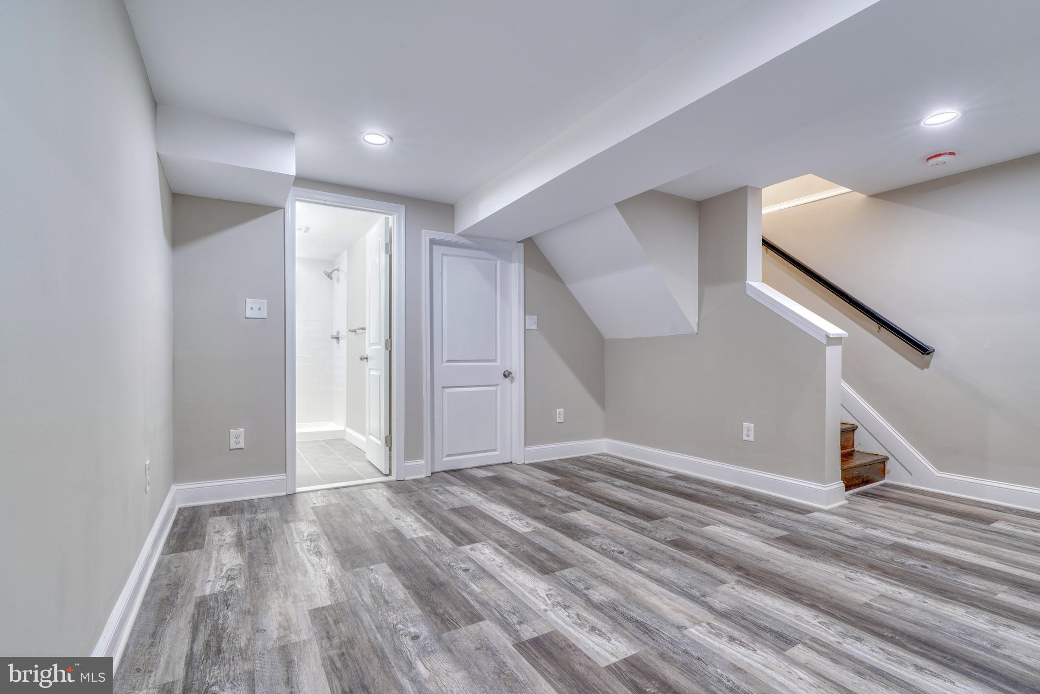 GRAY MANOR HOMES - Residential