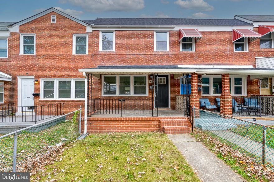 Beautifully updated 3 bedroom and 2 1/2 bath townhouse. Features an open layout with neutral colors. All new kitchen with stainless appliances, quartz countertop, and ceramic backsplash. The second level has three nice sized bedrooms and one remodeled bathroom. Fully finished basement with a full bath. Gleaming hardwood floors throughout the house and new carpet in the basement.