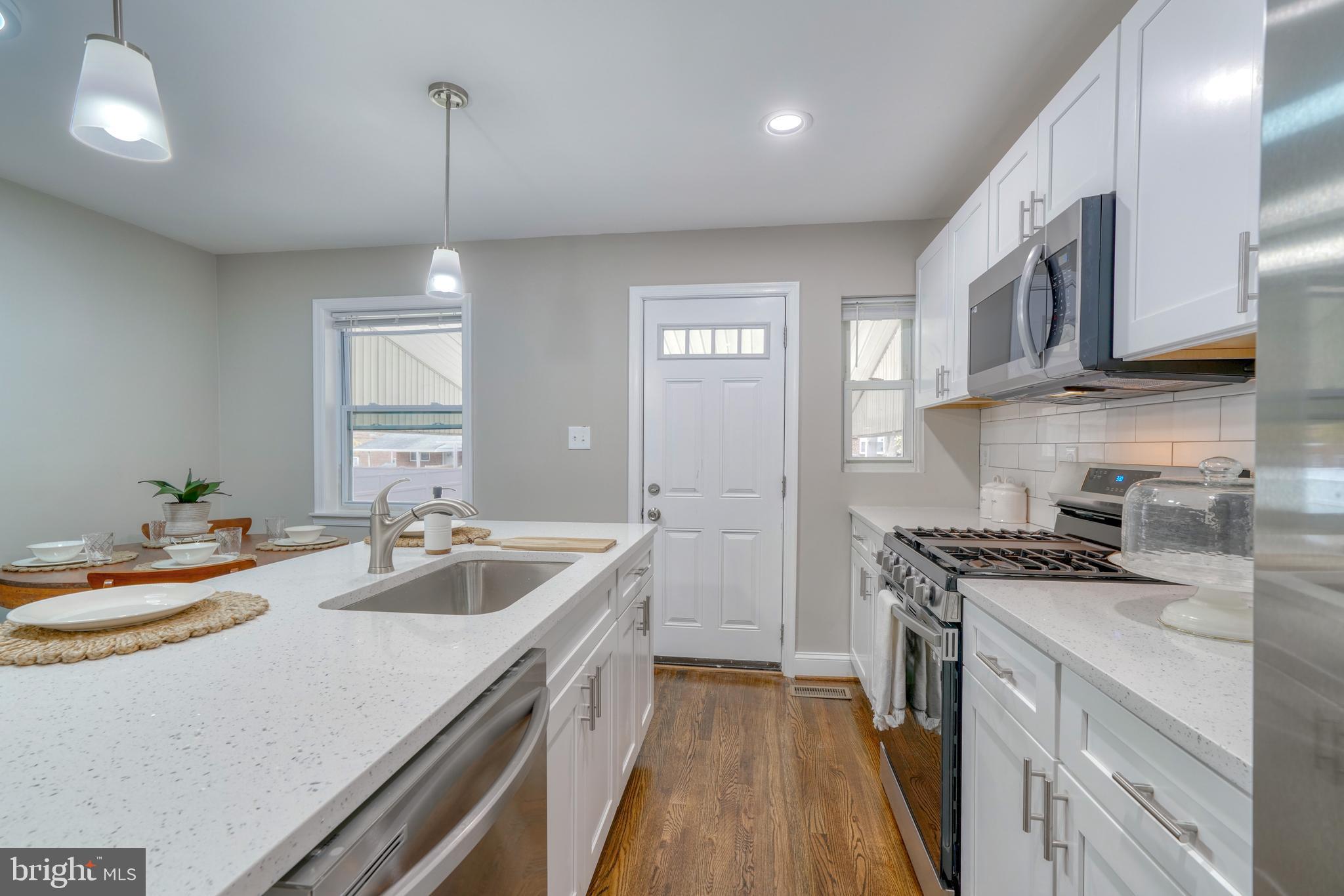 GRAY MANOR HOMES - Residential