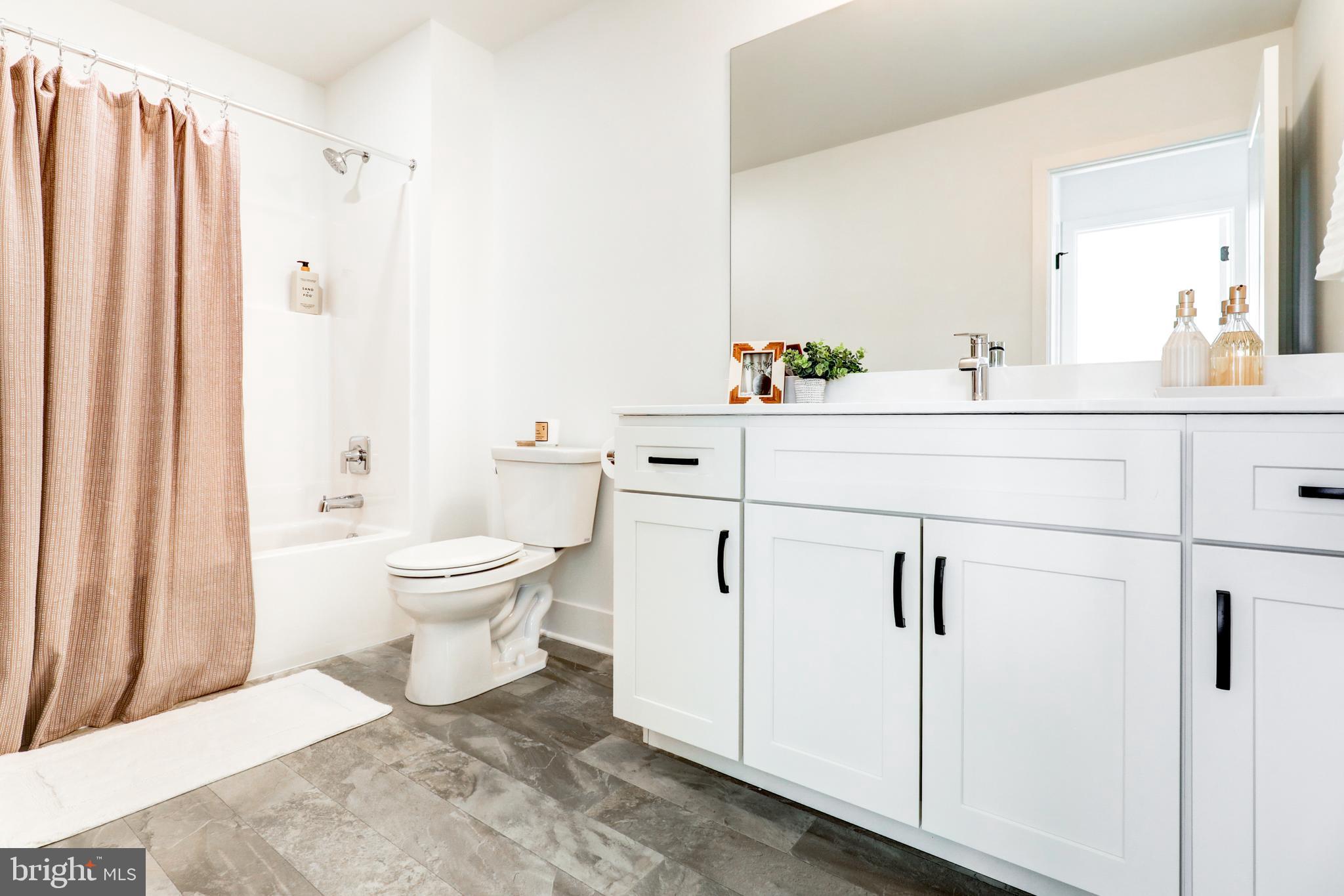 BRIDLE PATH - Residential