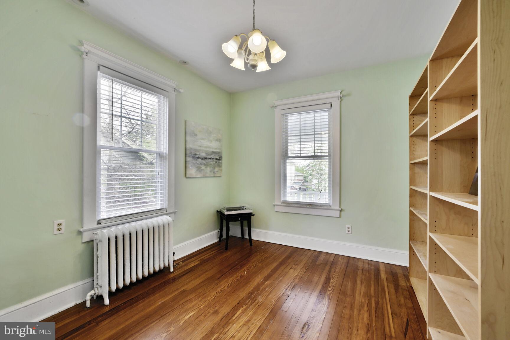 ELLAVILLE - Residential