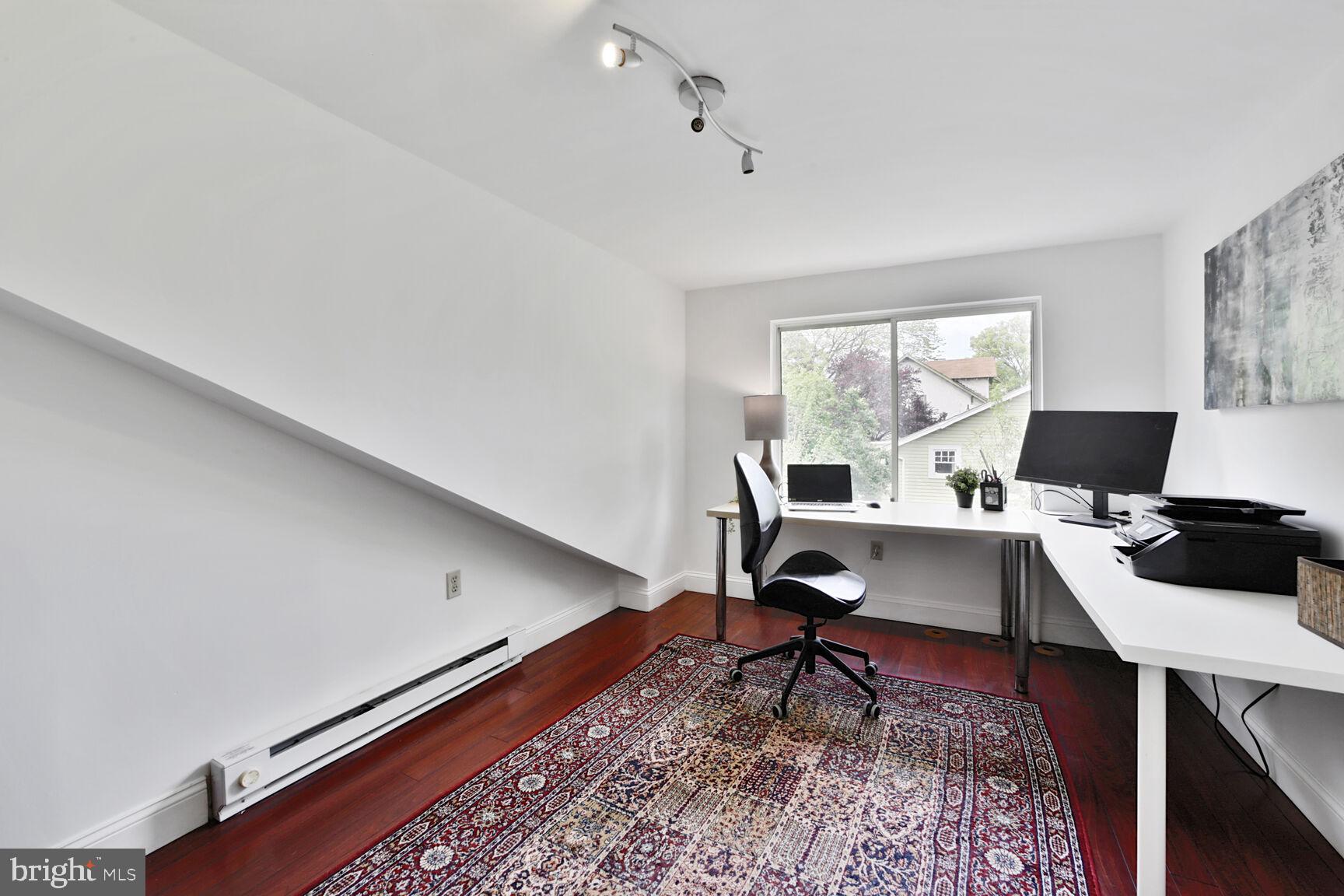 ELLAVILLE - Residential