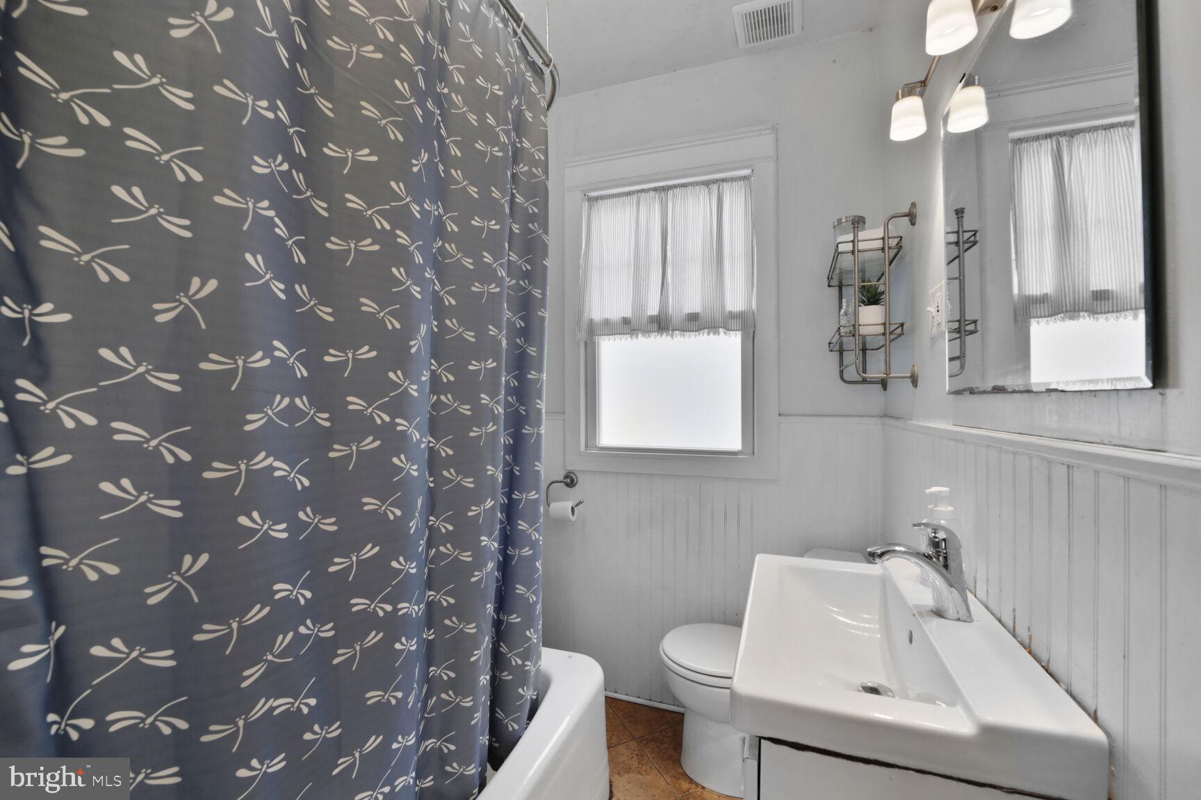 ELLAVILLE - Residential