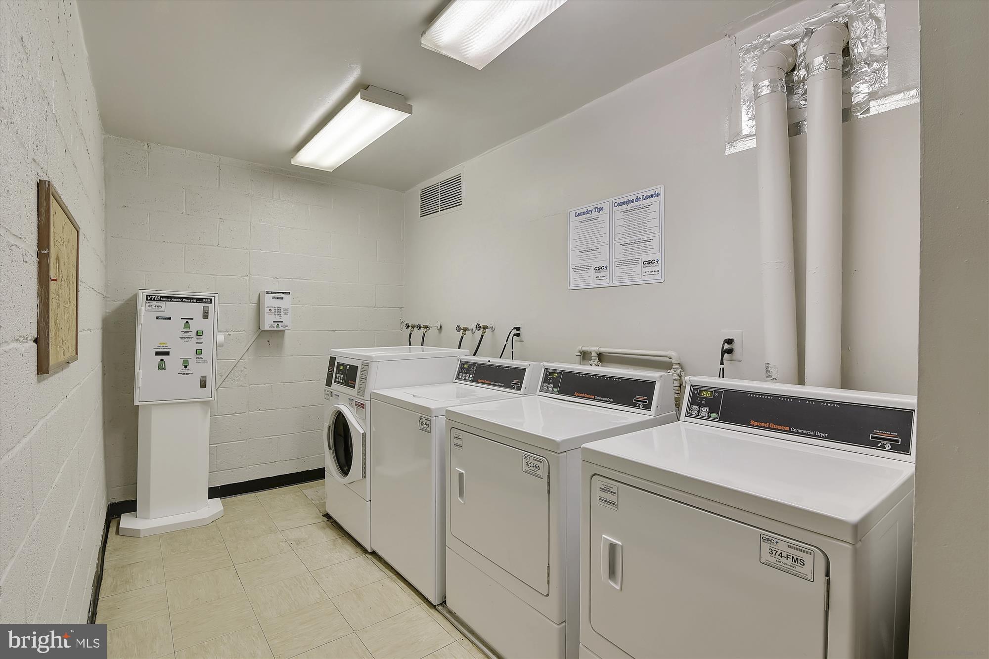 LAFAYETTE PARK CONDOMINIUM - Residential