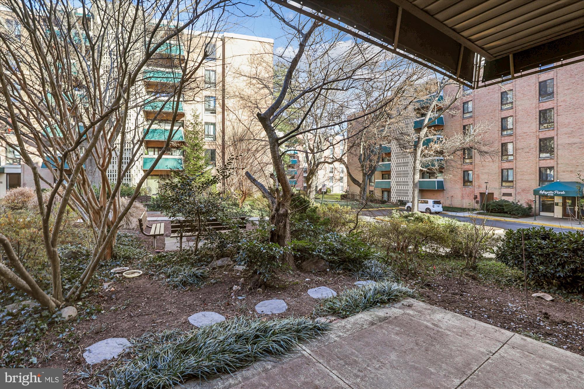 LAFAYETTE PARK CONDOMINIUM - Residential